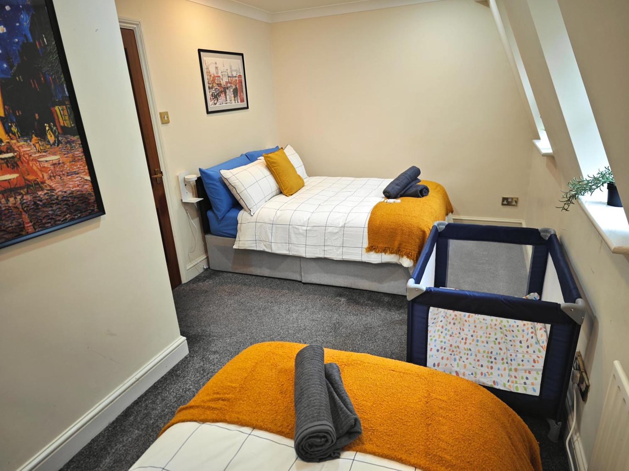 Charming 3 Bed In London, Abbey Road Apartment *