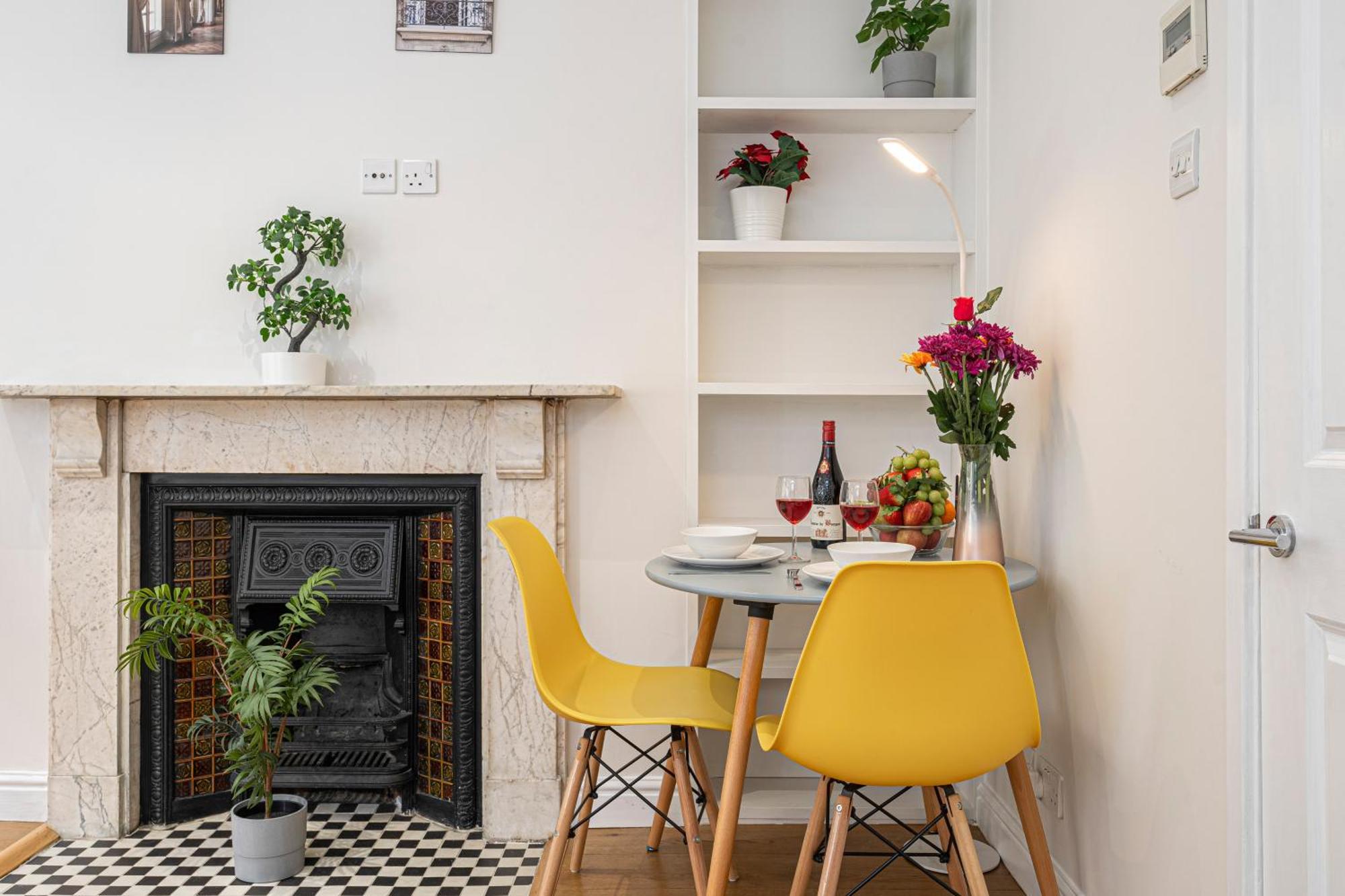 Park Apartment *