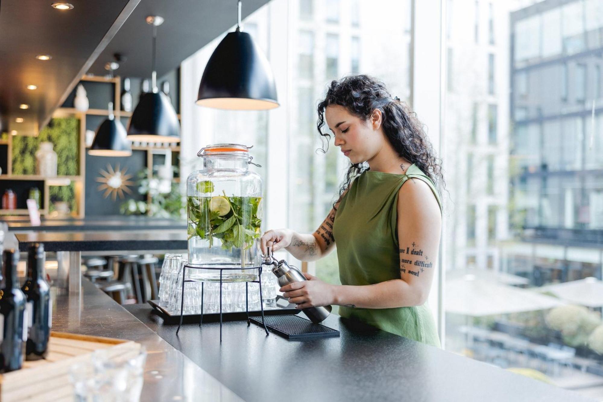 Citizenm Victoria Station 4* London