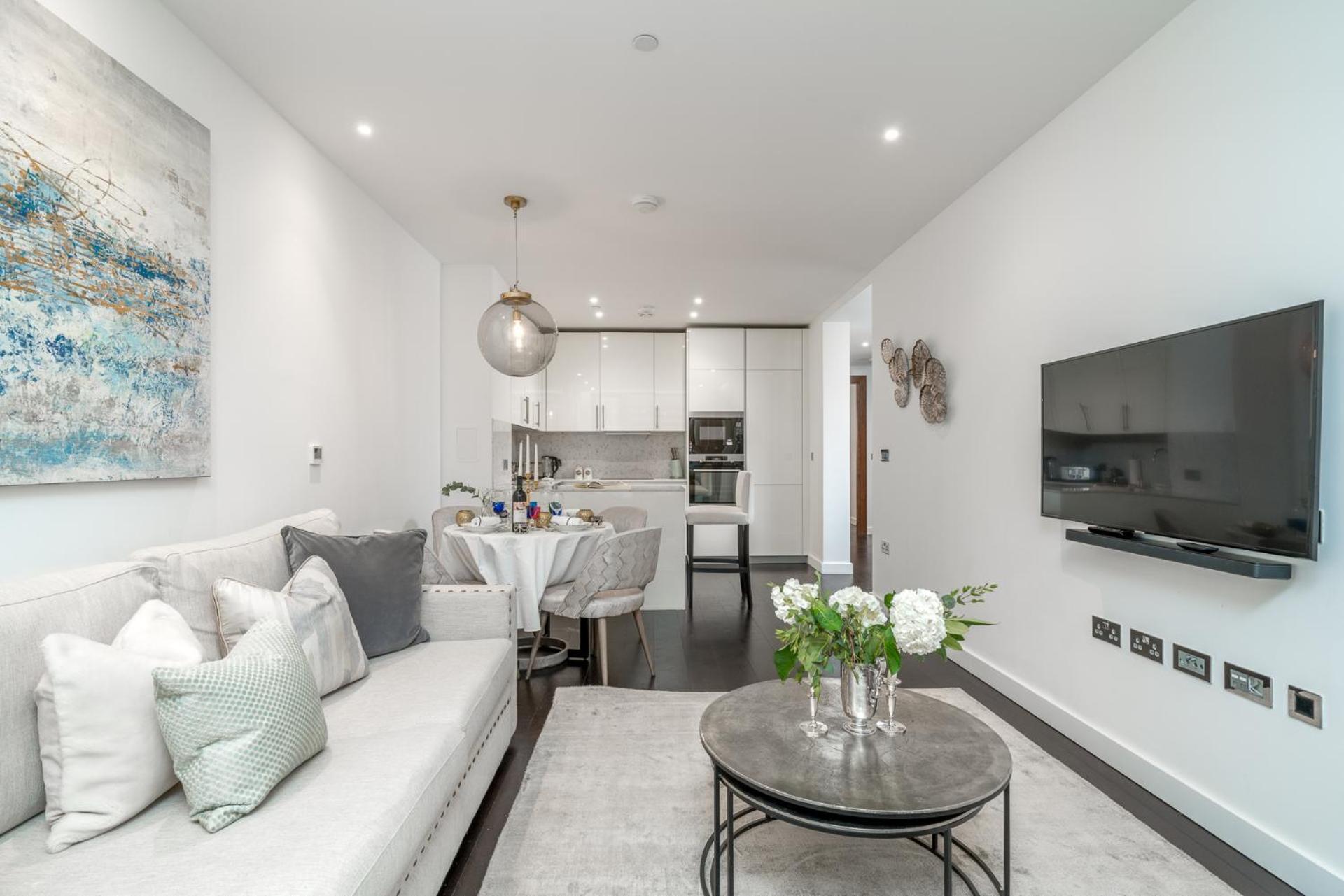 Riverfront Retreat In 2 Bed 2 Bath Appartement Londen
