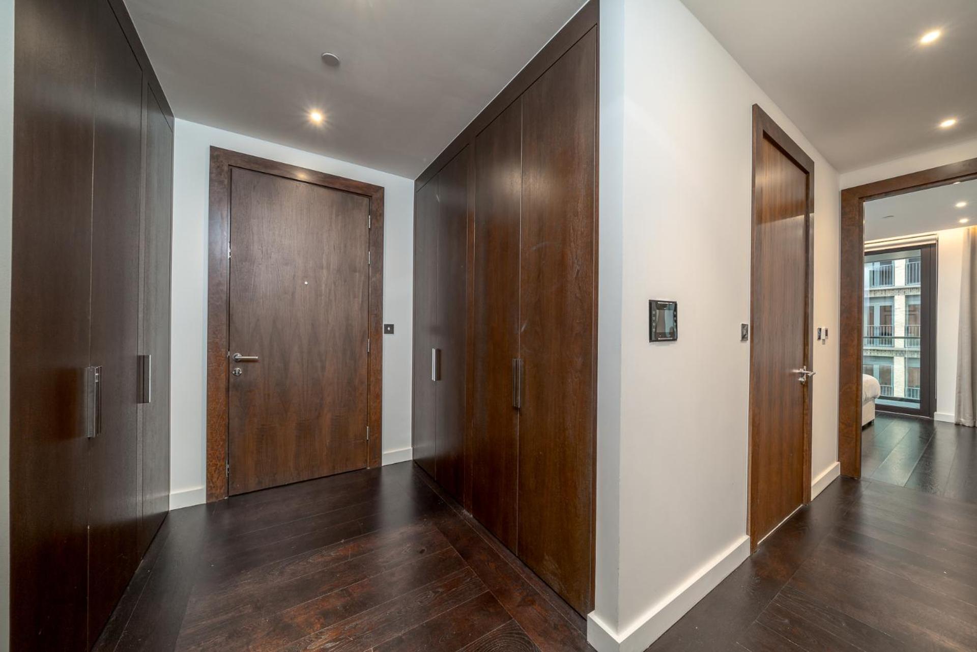 Riverfront Retreat In 2 Bed 2 Bath * Londen