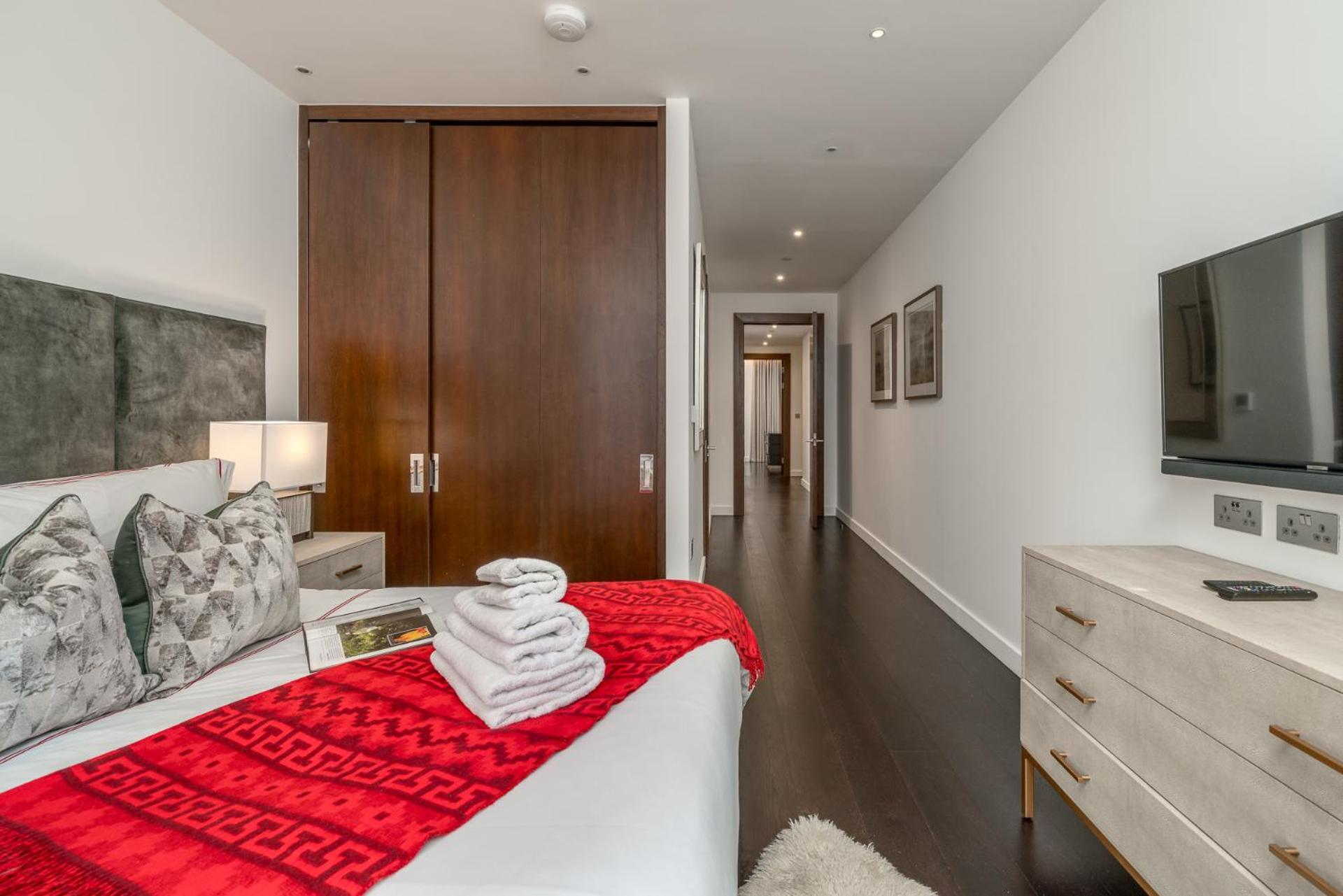 Appartement Riverfront Retreat In 2 Bed 2 Bath