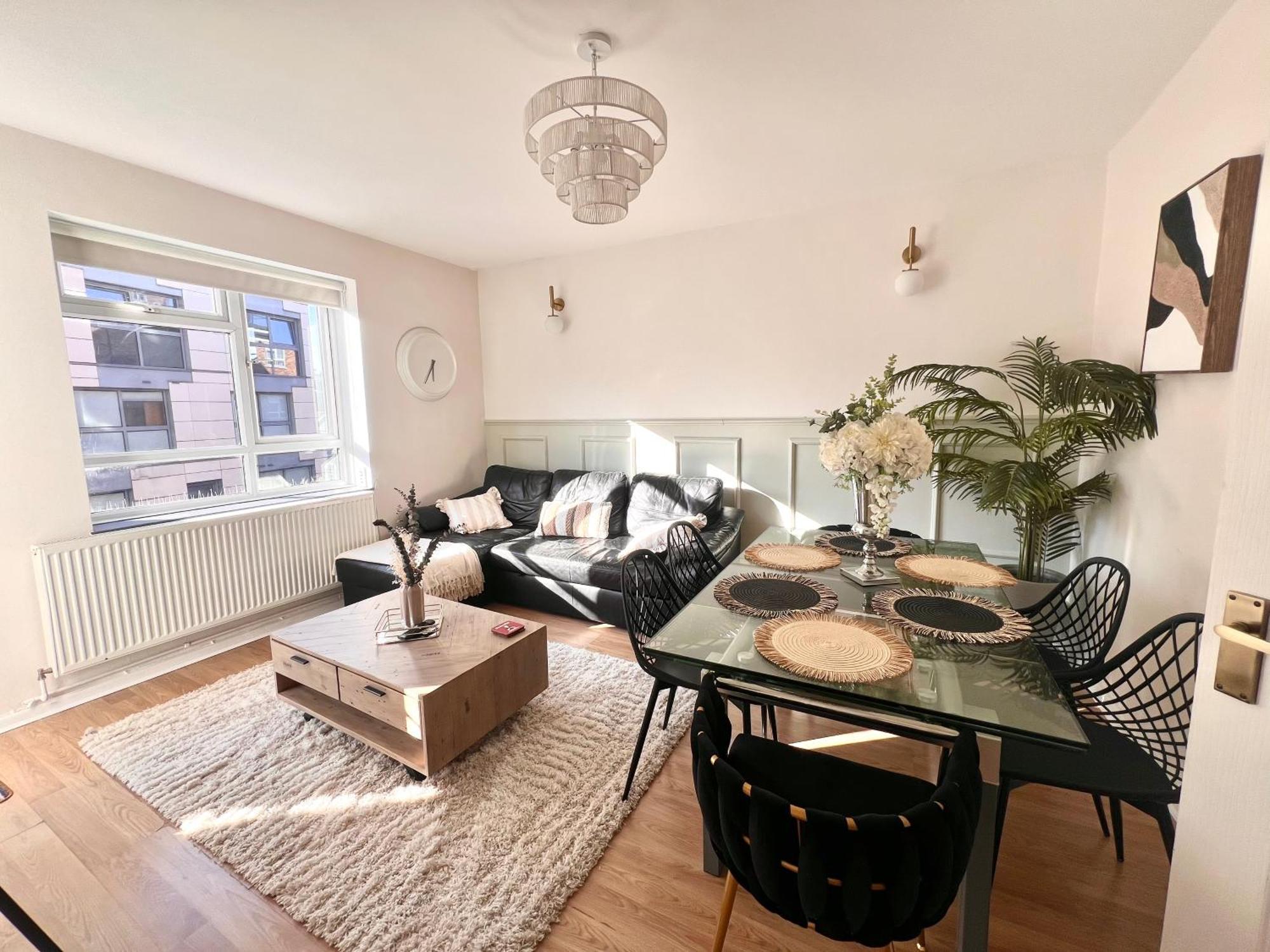 Appartement 3 Minutes To Tower Of Trendy Shoreditch Recently Refurbished 3 Bedrooms Sleeps 8 *