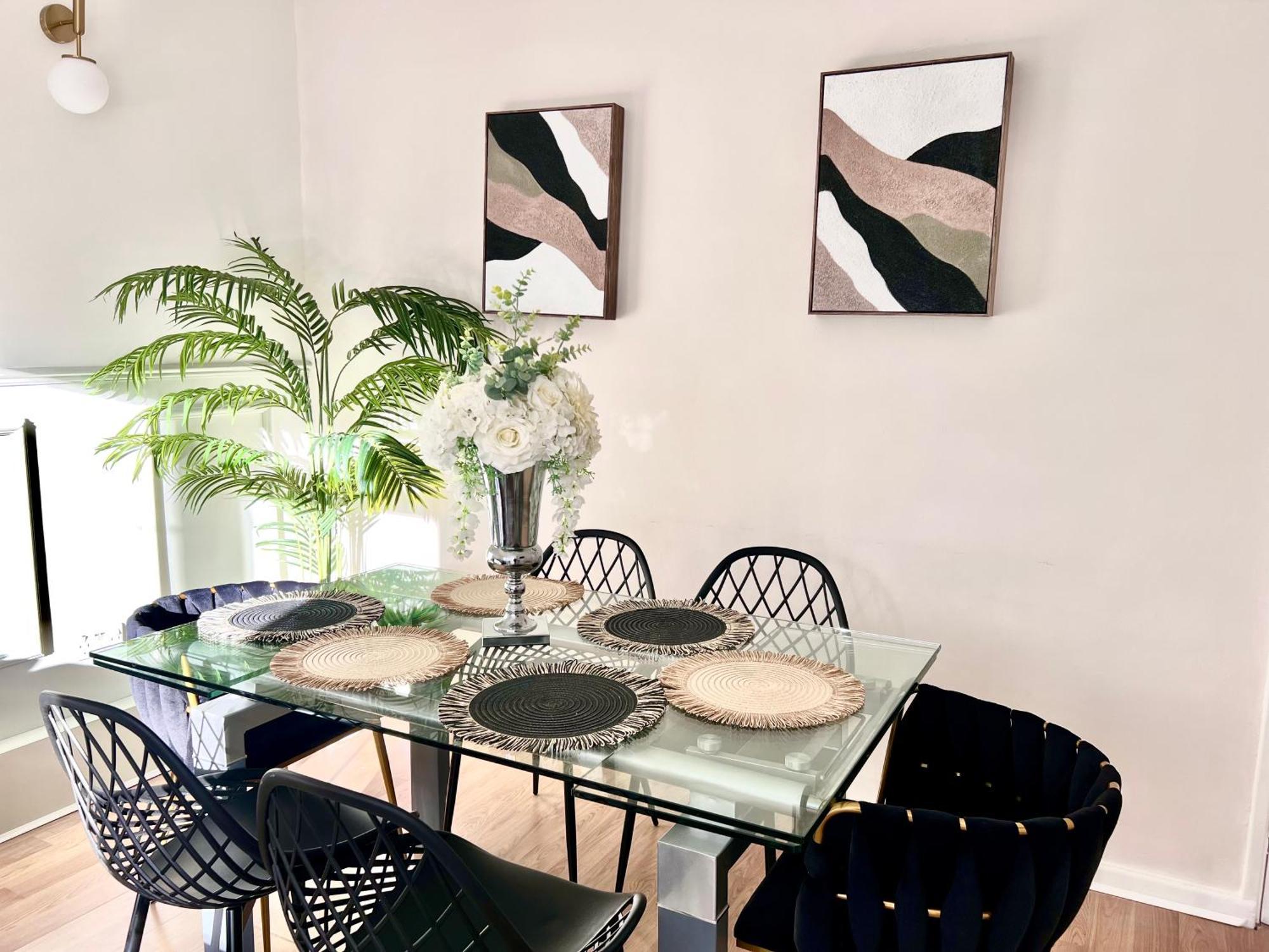 3 Minutes To Tower Of Trendy Shoreditch Recently Refurbished 3 Bedrooms Sleeps 8 * Londen