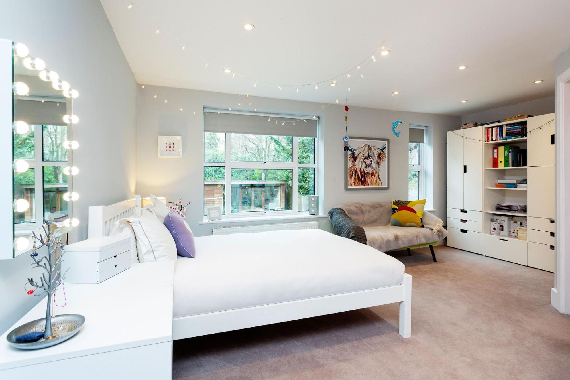 Veeve - Primrose Family Fun * London