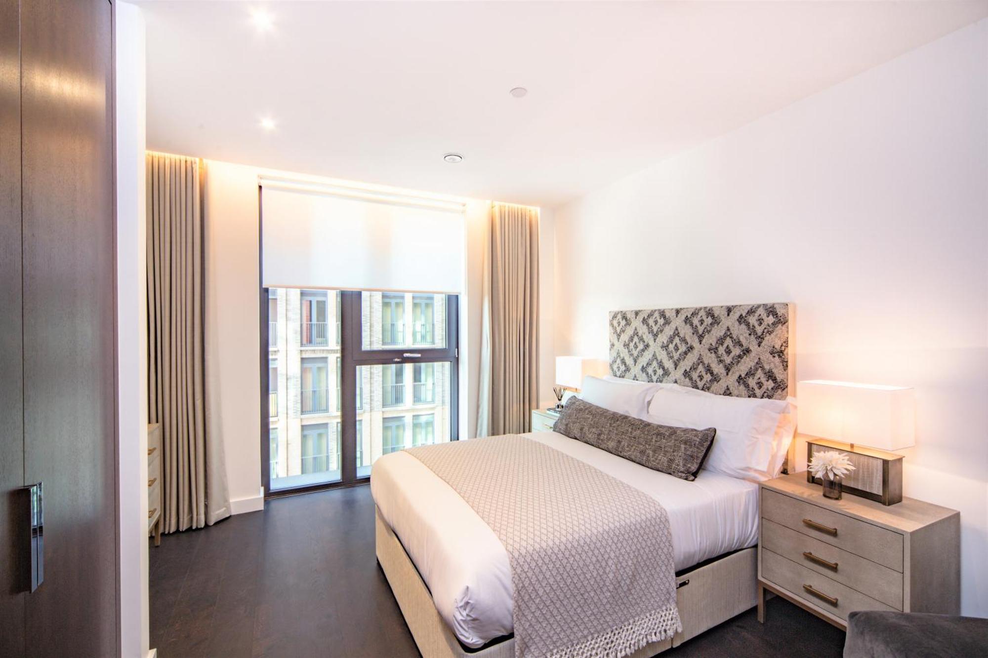 Apartment Thornes House