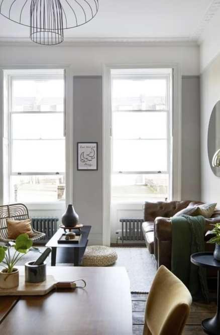 Stunning 1 Bedroom Minutes From Angel Tube *