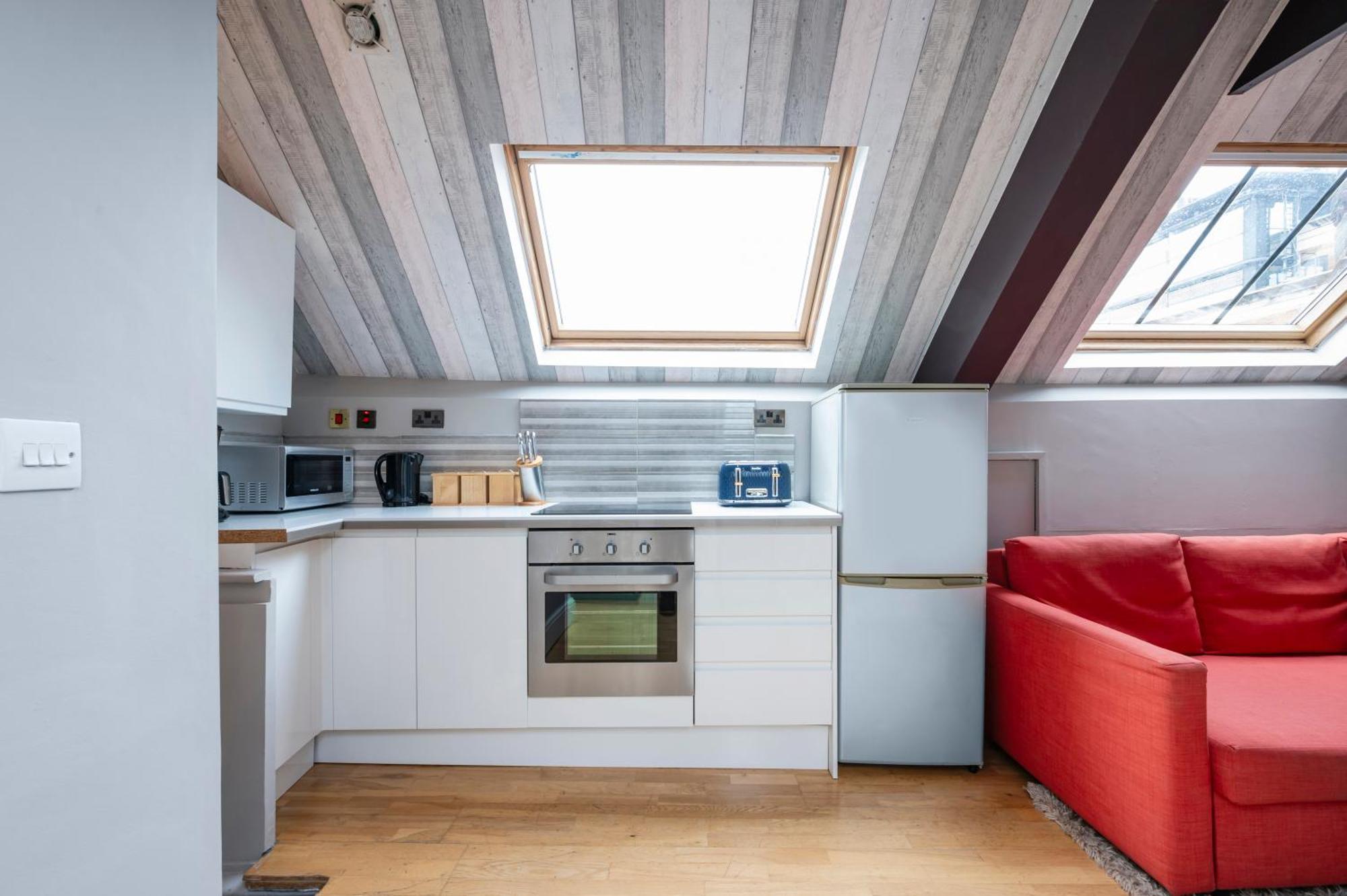 Sunny Loft In Center Of Leilighet *