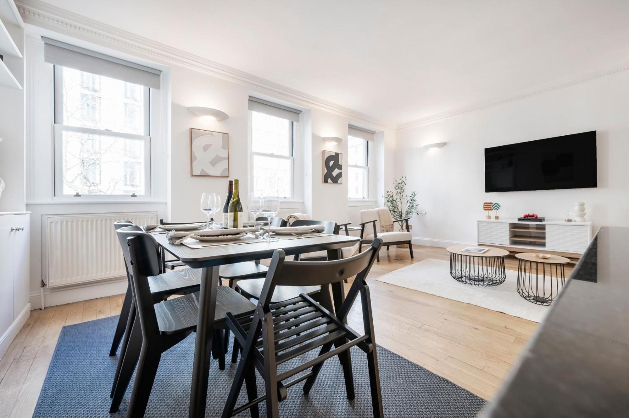 2 Bedr, 3 Beds, 1 Bath Thames, Trafalgar Sq Leilighet