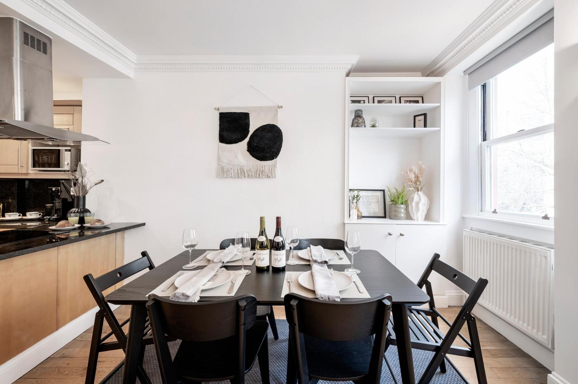 Leilighet 2 Bedr, 3 Beds, 1 Bath Thames, Trafalgar Sq London