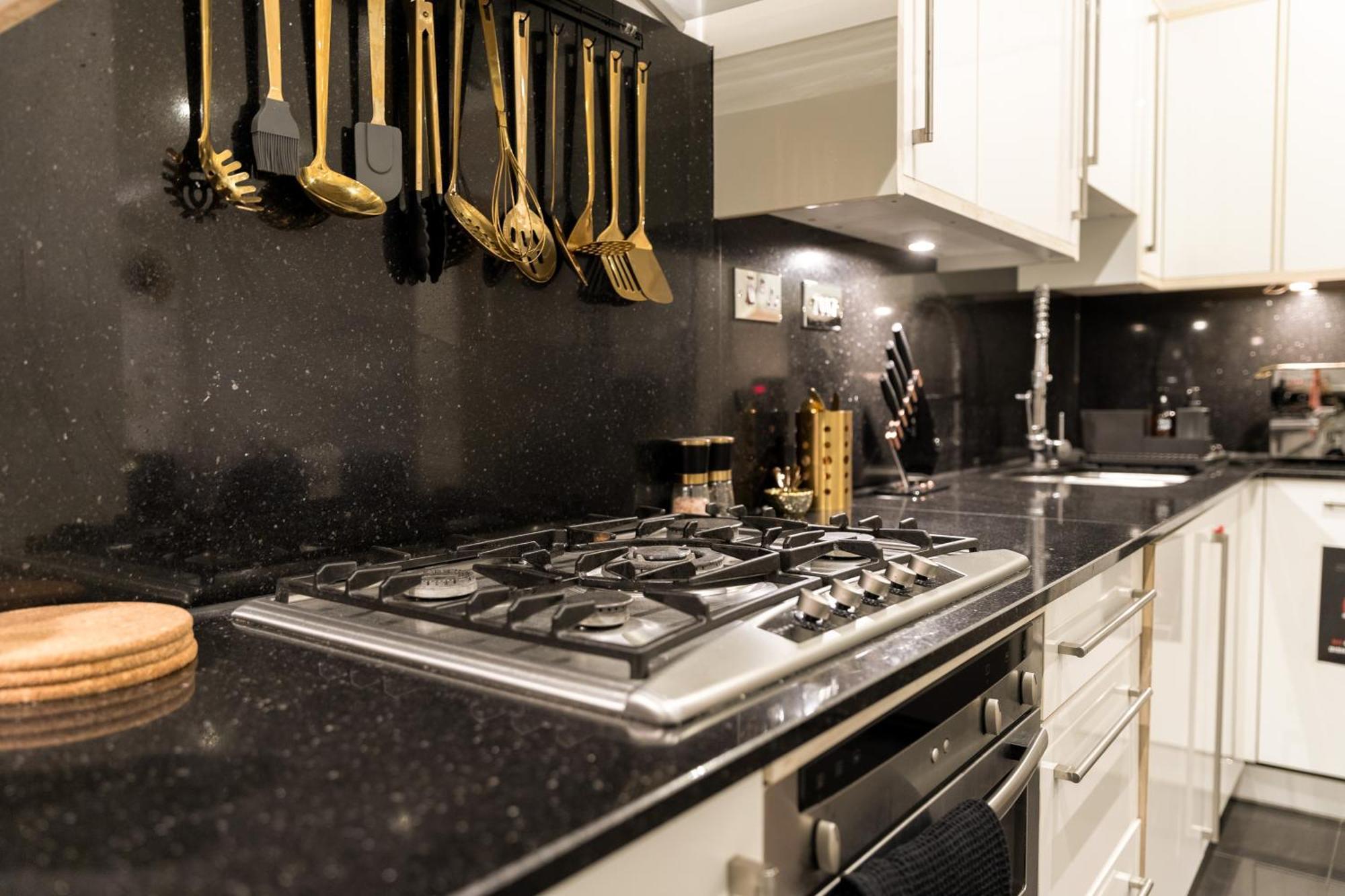 Appartement Luxury In Near Big Ben, Buckingham Palace And Eye Londen