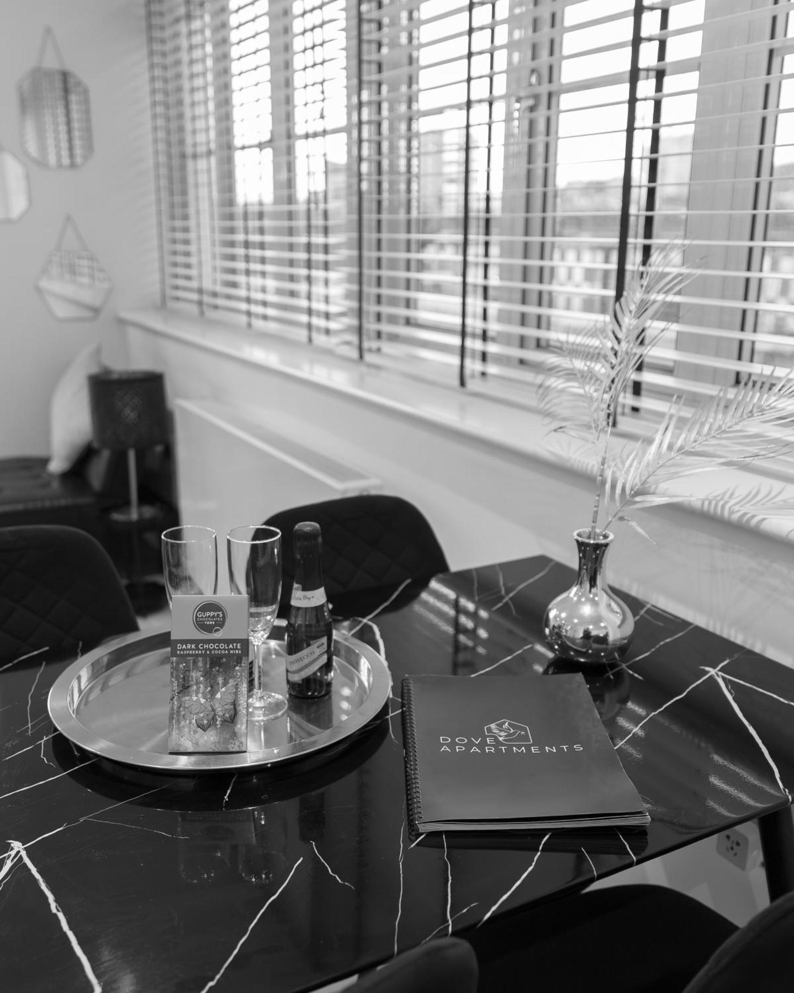 Luxury In Near Big Ben, Buckingham Palace And Eye Appartement Londen