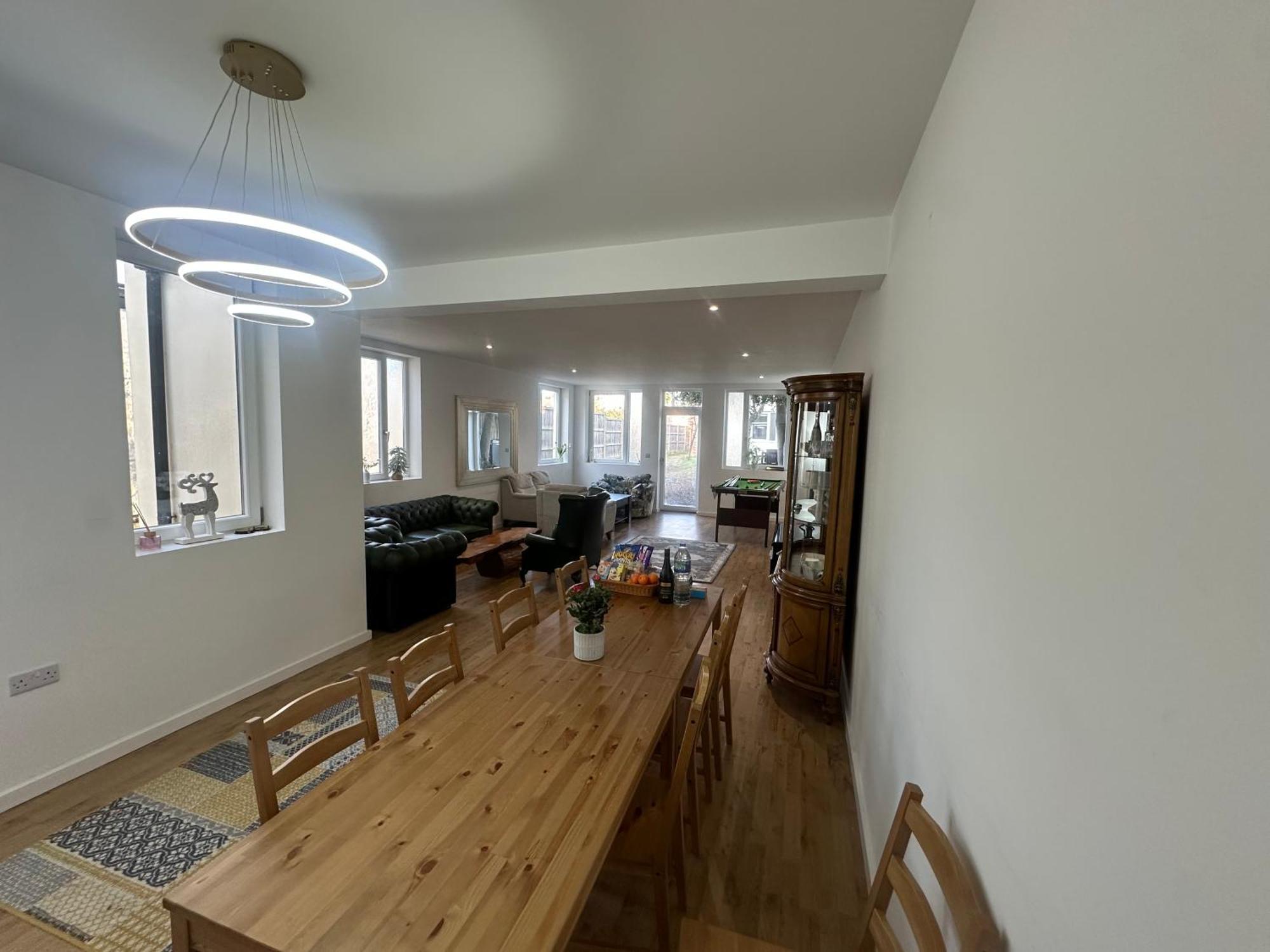 North A Spacious 7 Bedroom House Accommodating Up To 18 People Complete With Own Gym And Table Tennis Сasa de vacaciones Londres