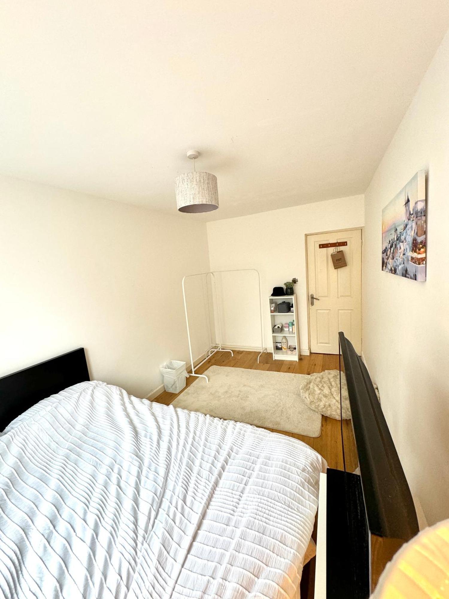 Leilighet Bright And Cozy Breakfast Included London