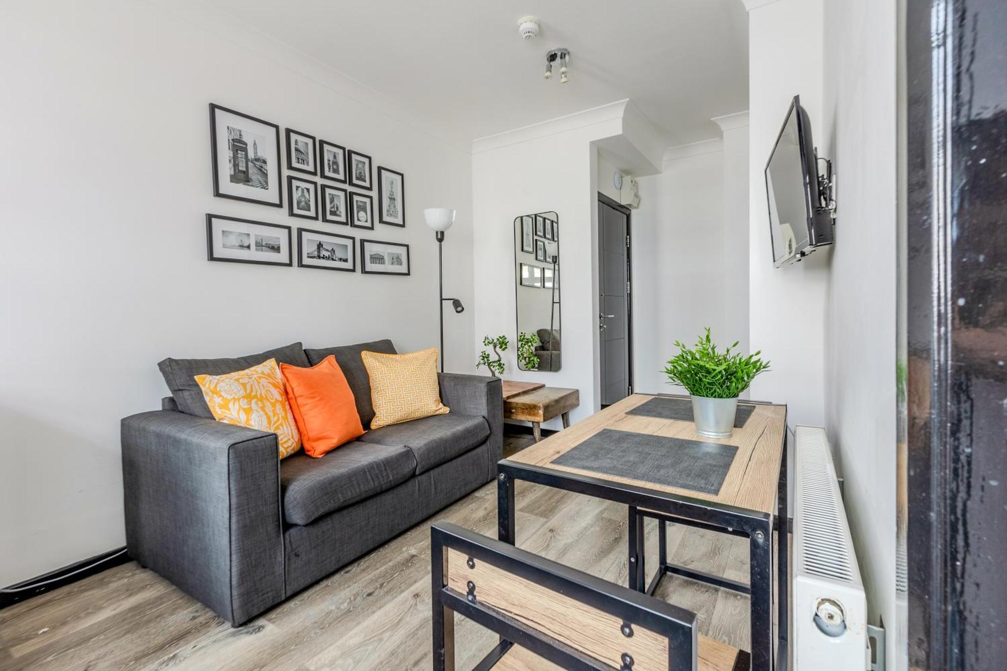 Langdon Apartments, Bouverie Place London
