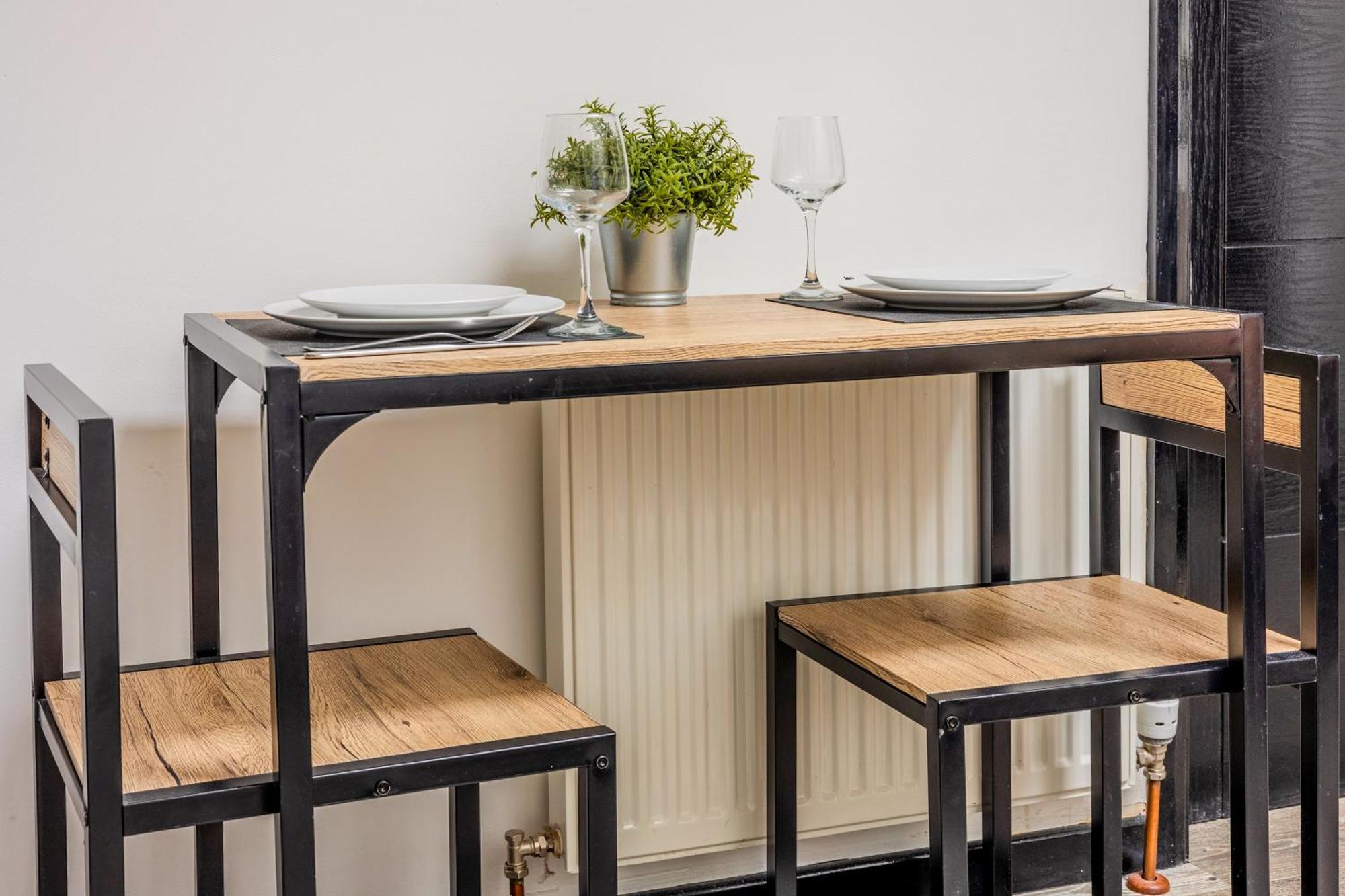 Langdon Apartments, Bouverie Place Apartment London