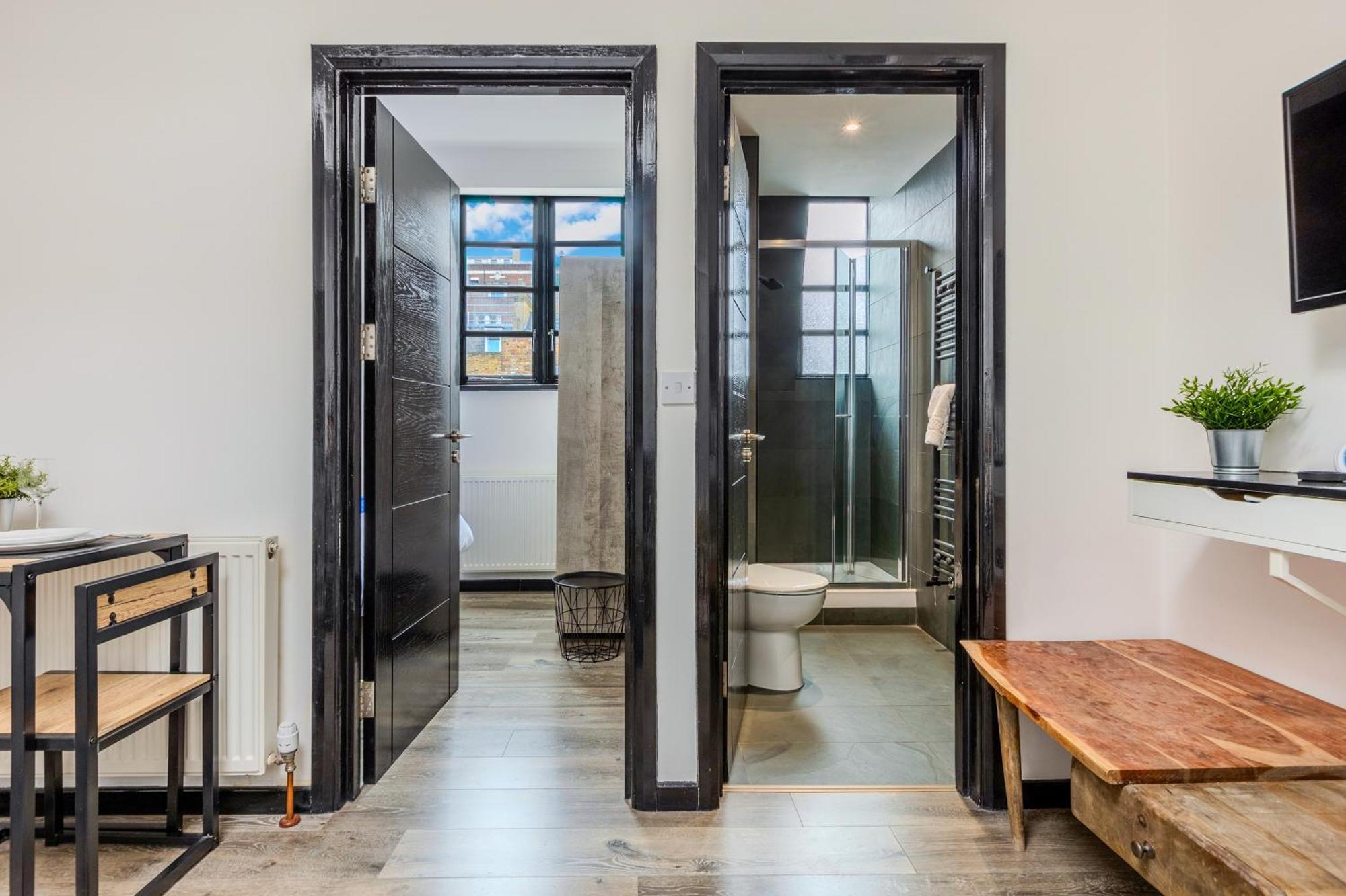 Langdon Apartments, Bouverie Place London