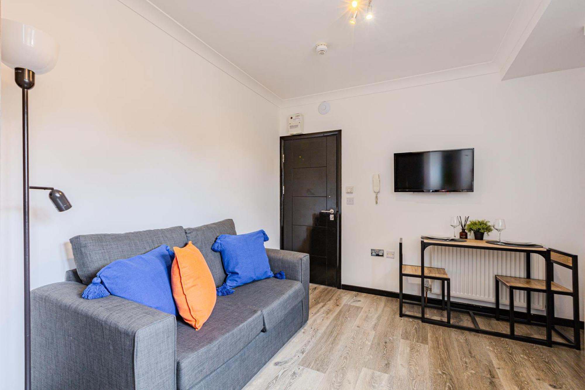 Langdon Apartments, Bouverie Place * London