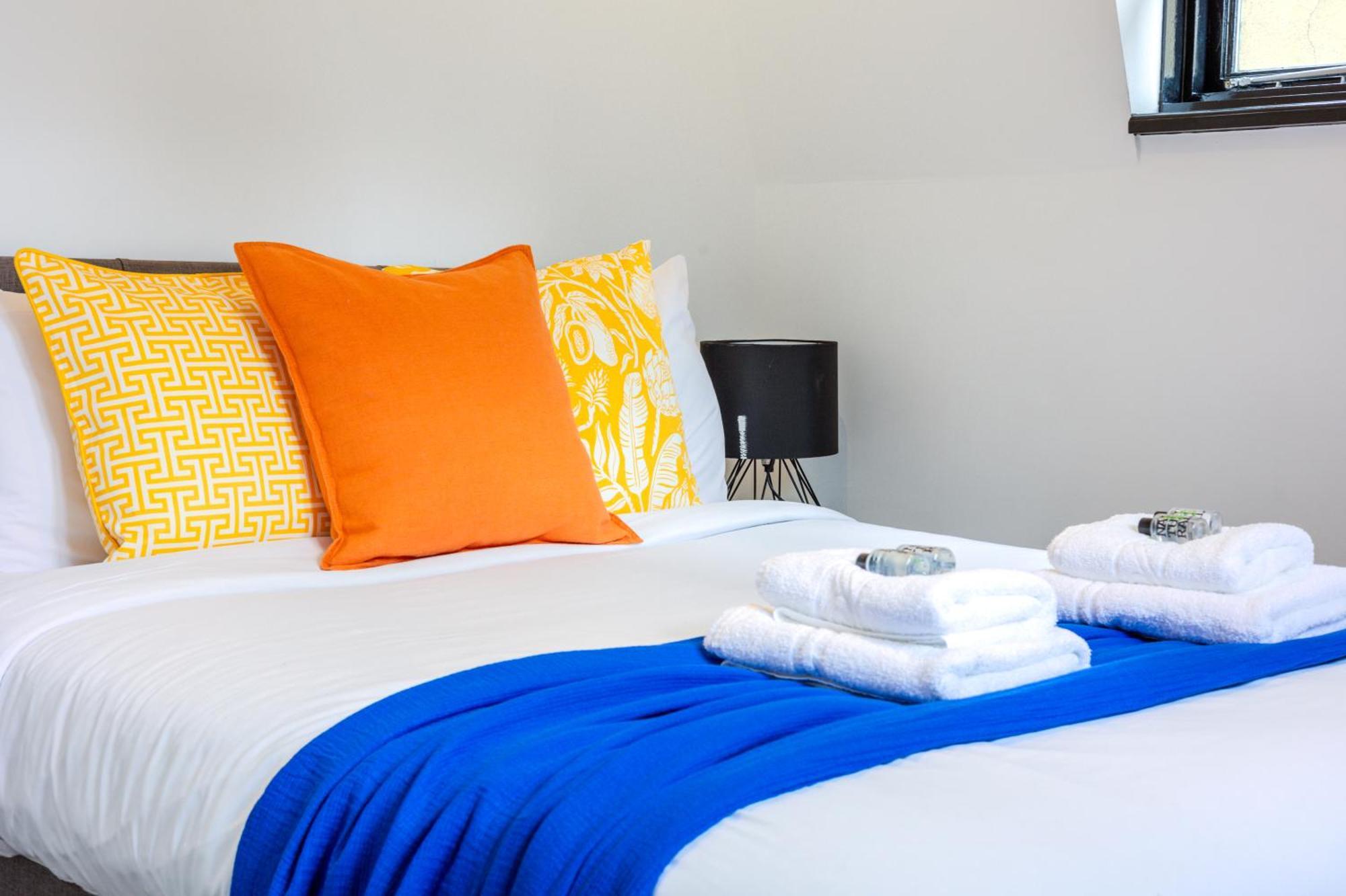 Langdon Apartments, Bouverie Place Apartment London
