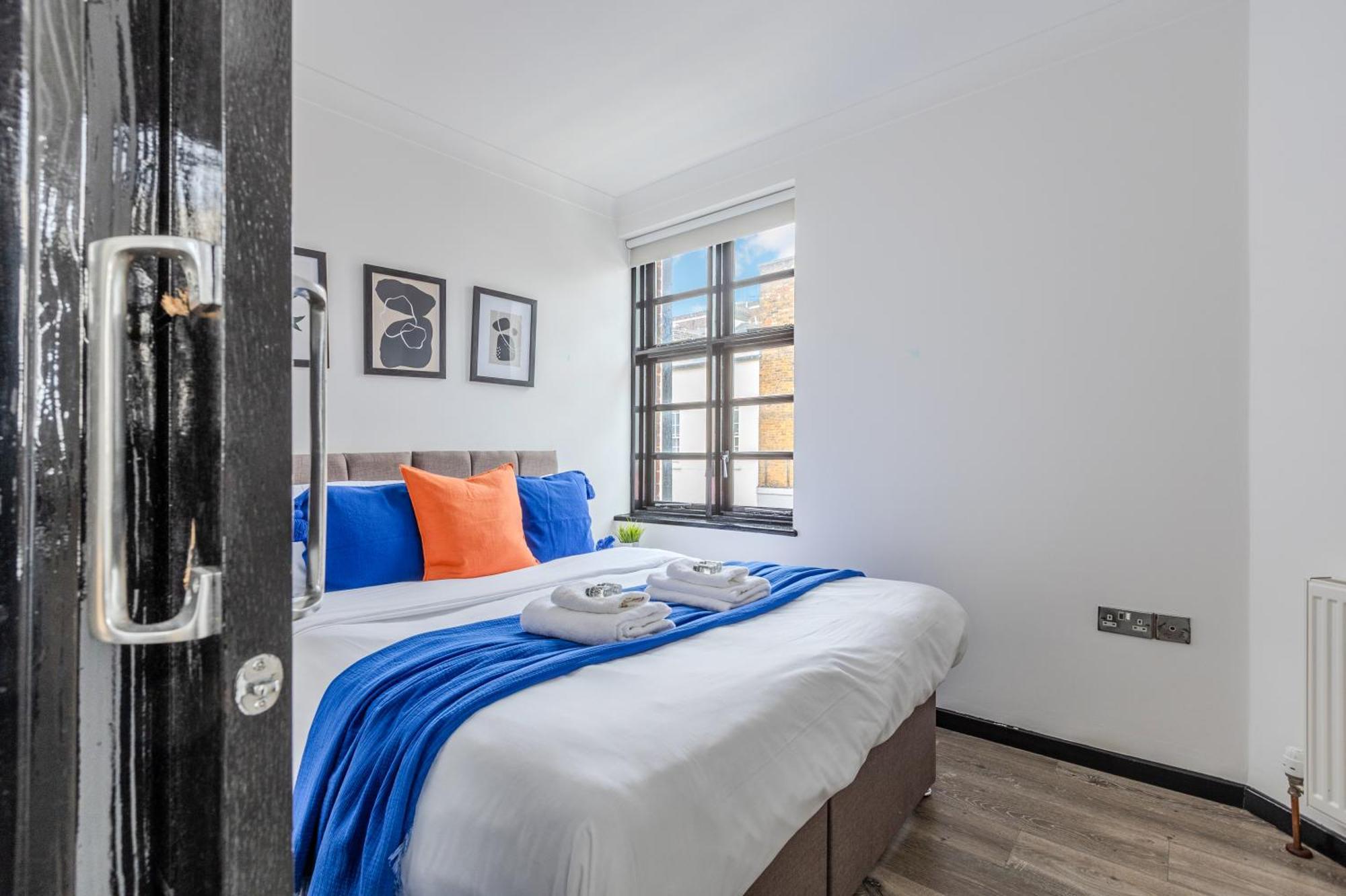 Langdon Apartments, Bouverie Place Apartment