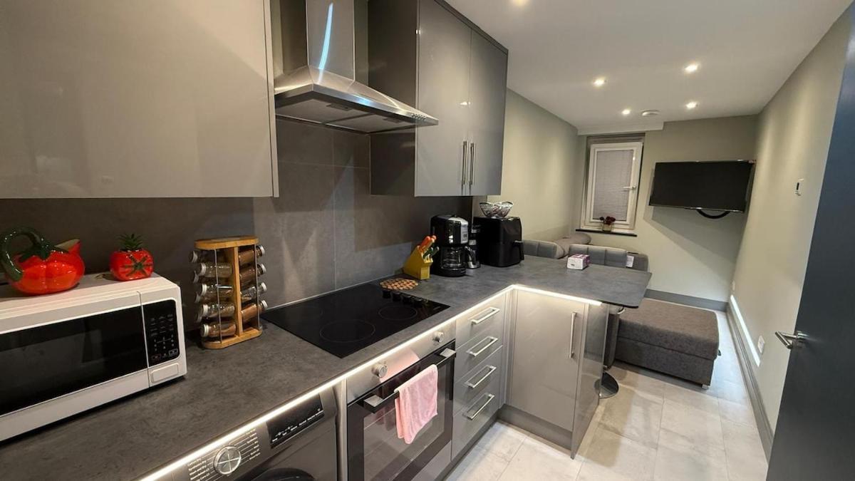 Stylish 1-bedroom Escape London