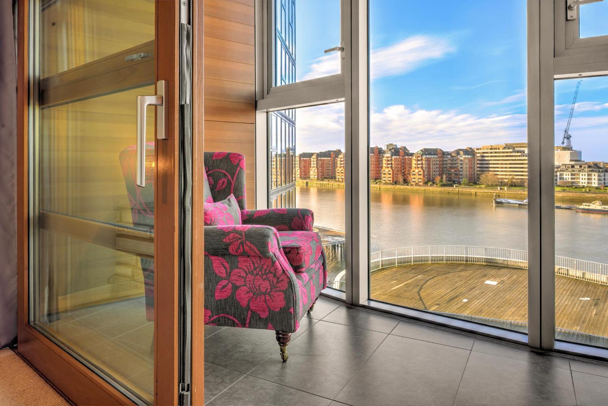 Cozy 1-Bed Flat - Charming Vibe Apartment London