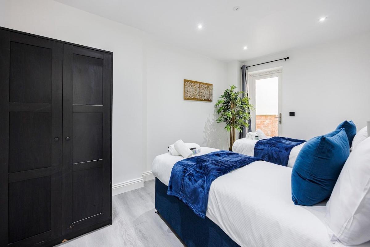 Apartment 2 Bedroom Ground Floor In East Dulwich , Leisure , Ideal For Long Weekly & Monthly Offers *