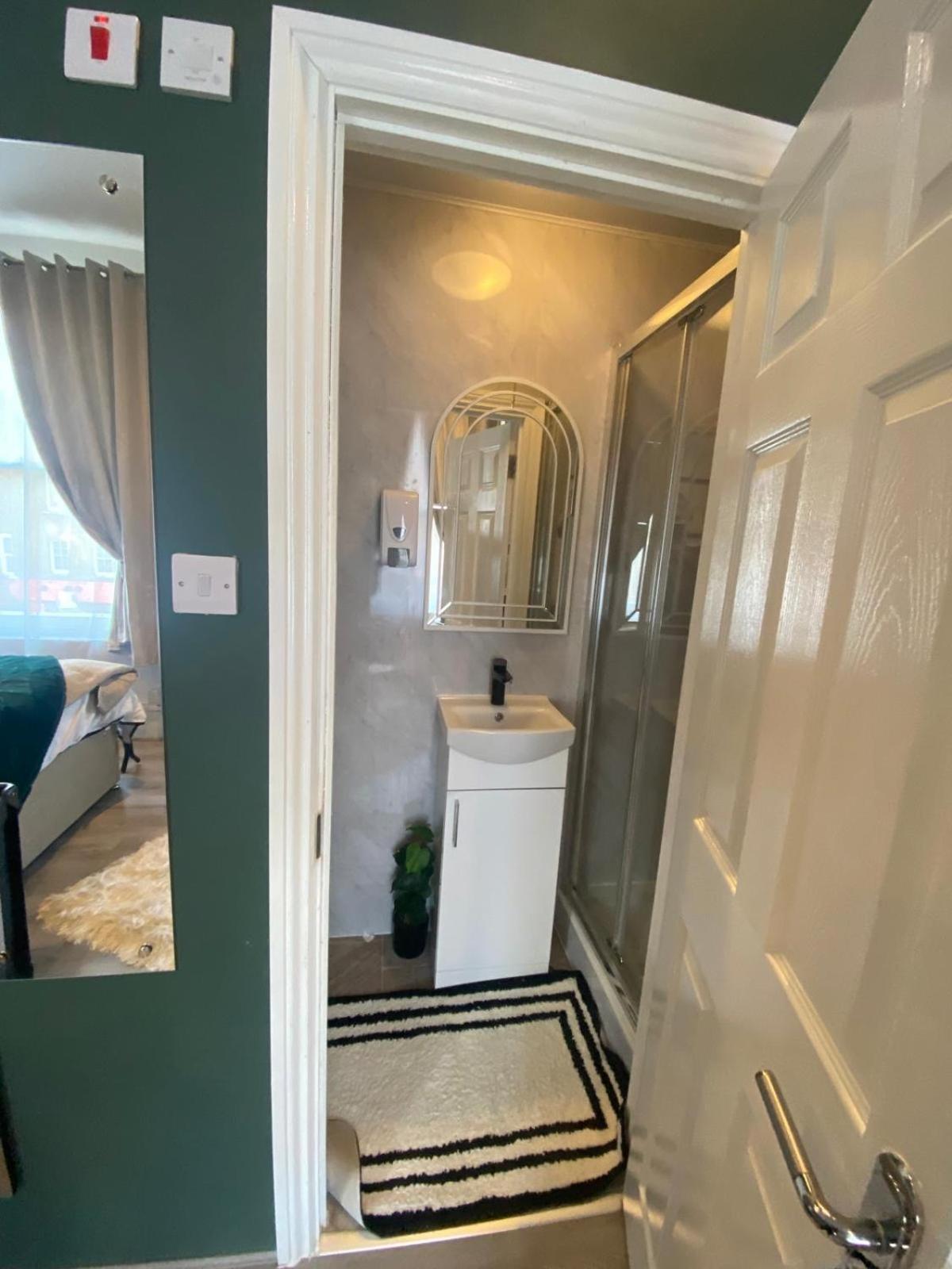 Aimi Luxury Living London