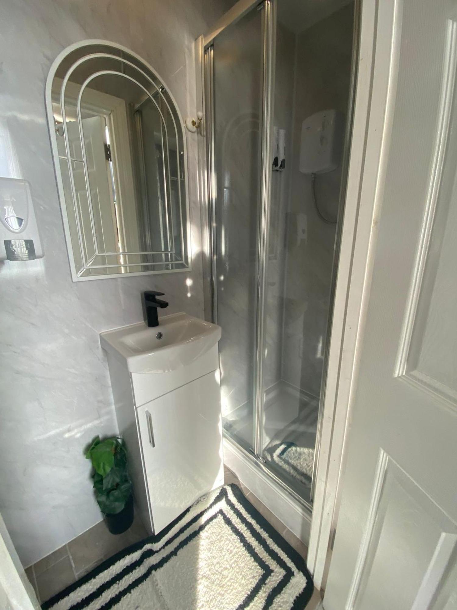 Aimi Luxury Living London