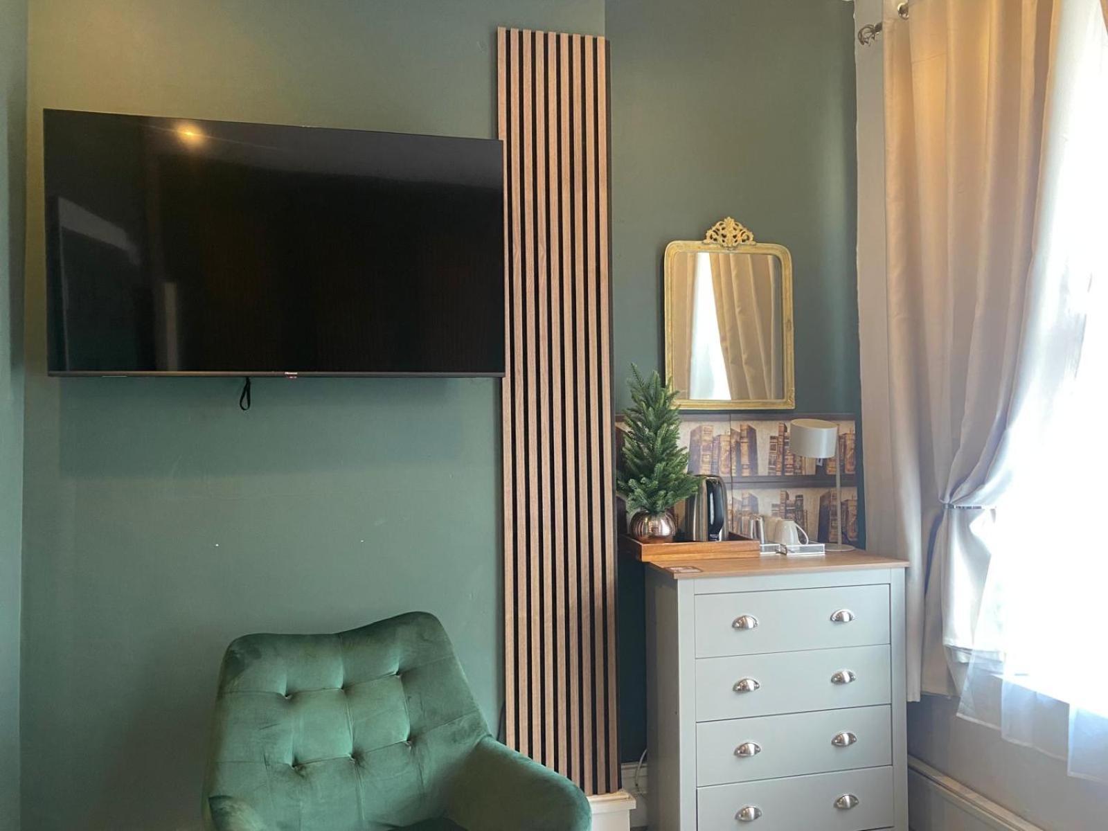 Aimi Luxury Living Guest house