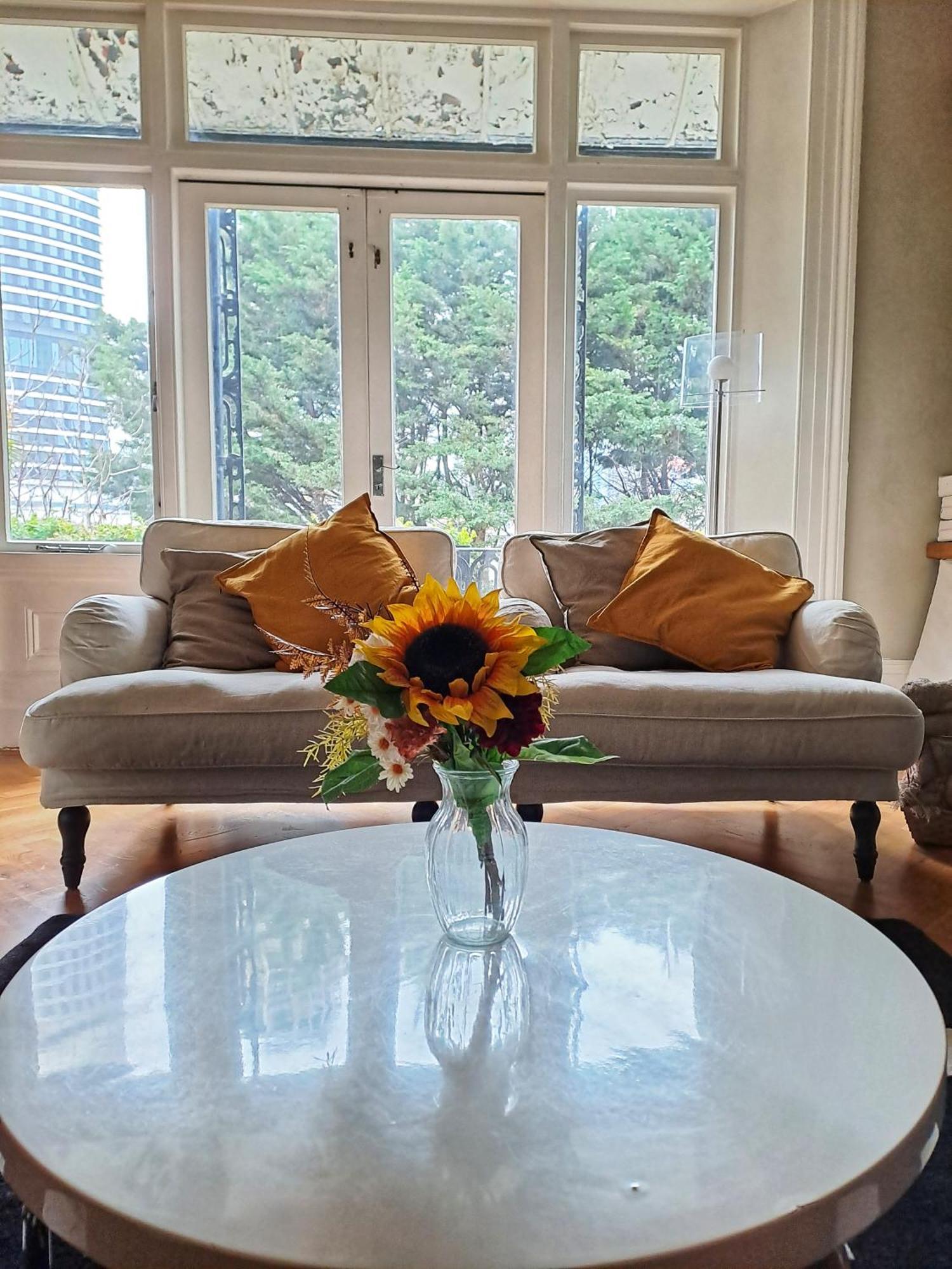 New Luxury 2 Bed 2 Bath Flat E14 Apartment
