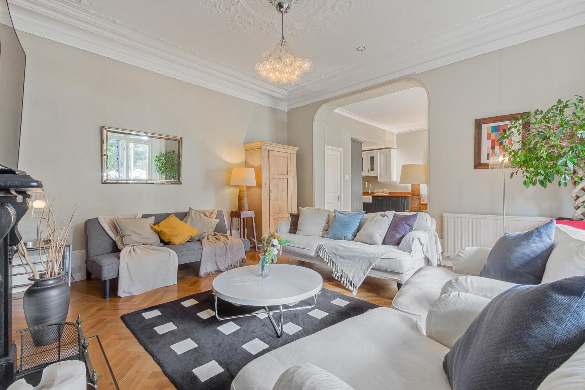 Apartment New Luxury 2 Bed 2 Bath Flat E14