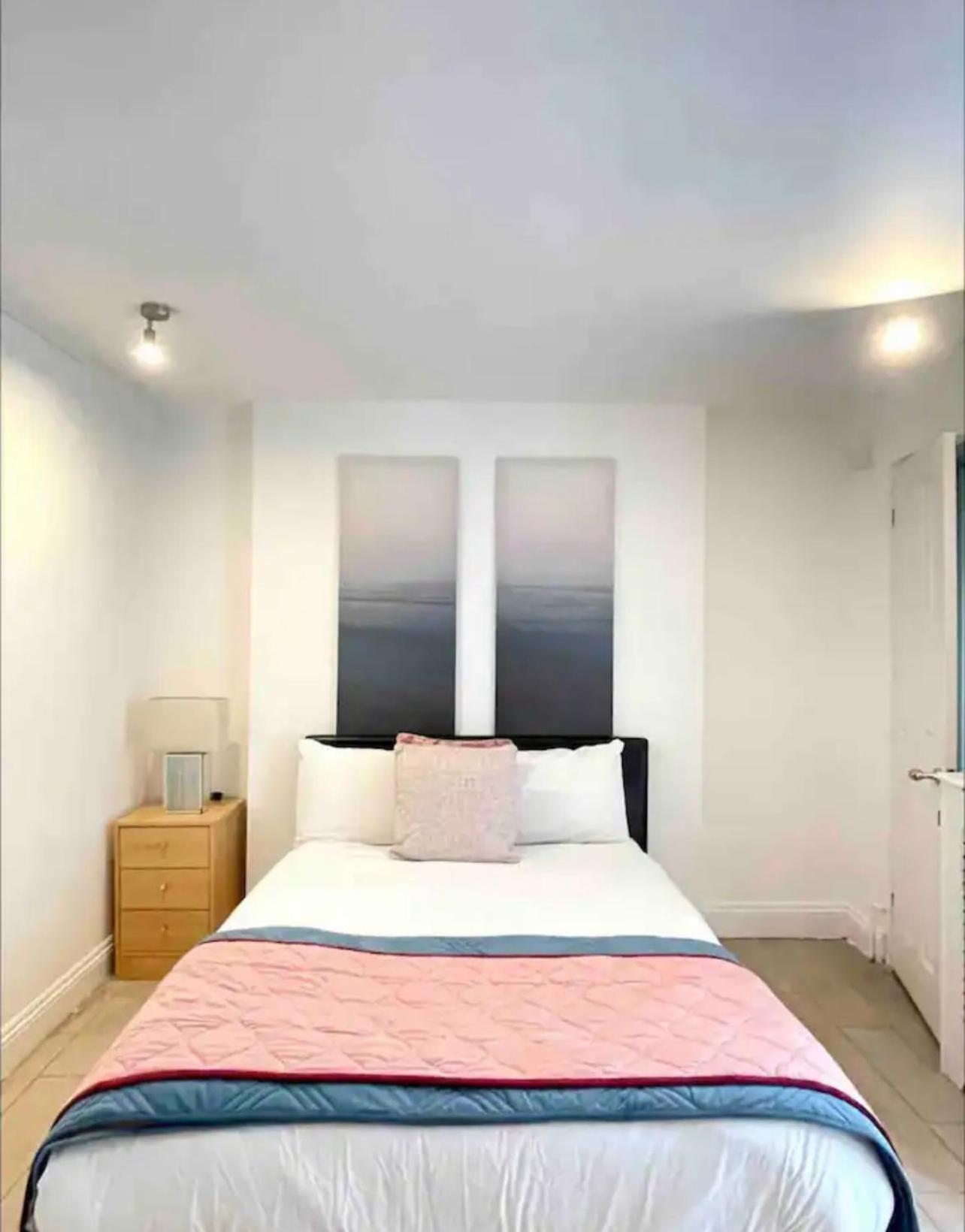 8 Beds House Apartment London