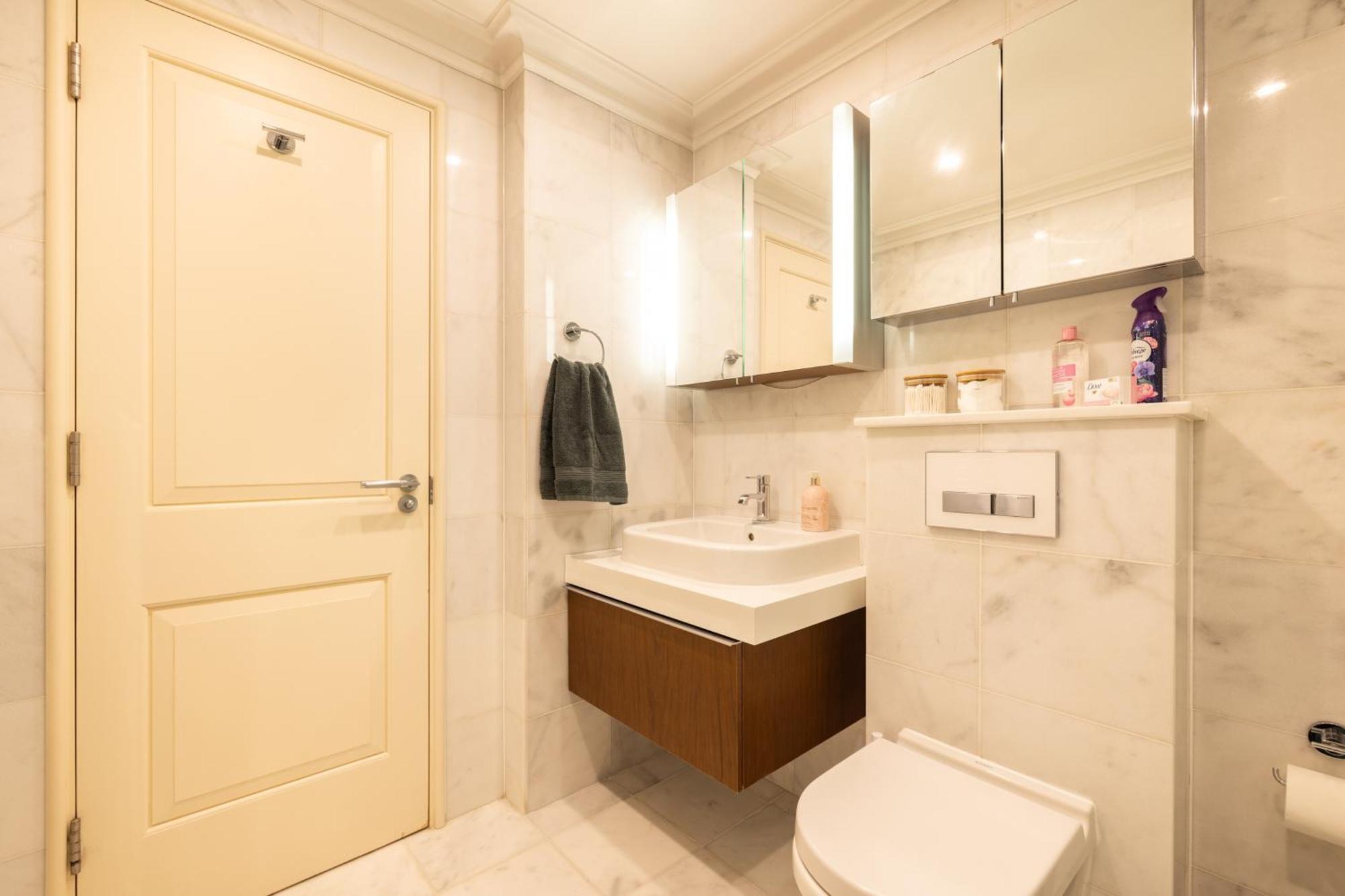 Large 4-bed 8-guests W Patio 1841 House Paddington * London