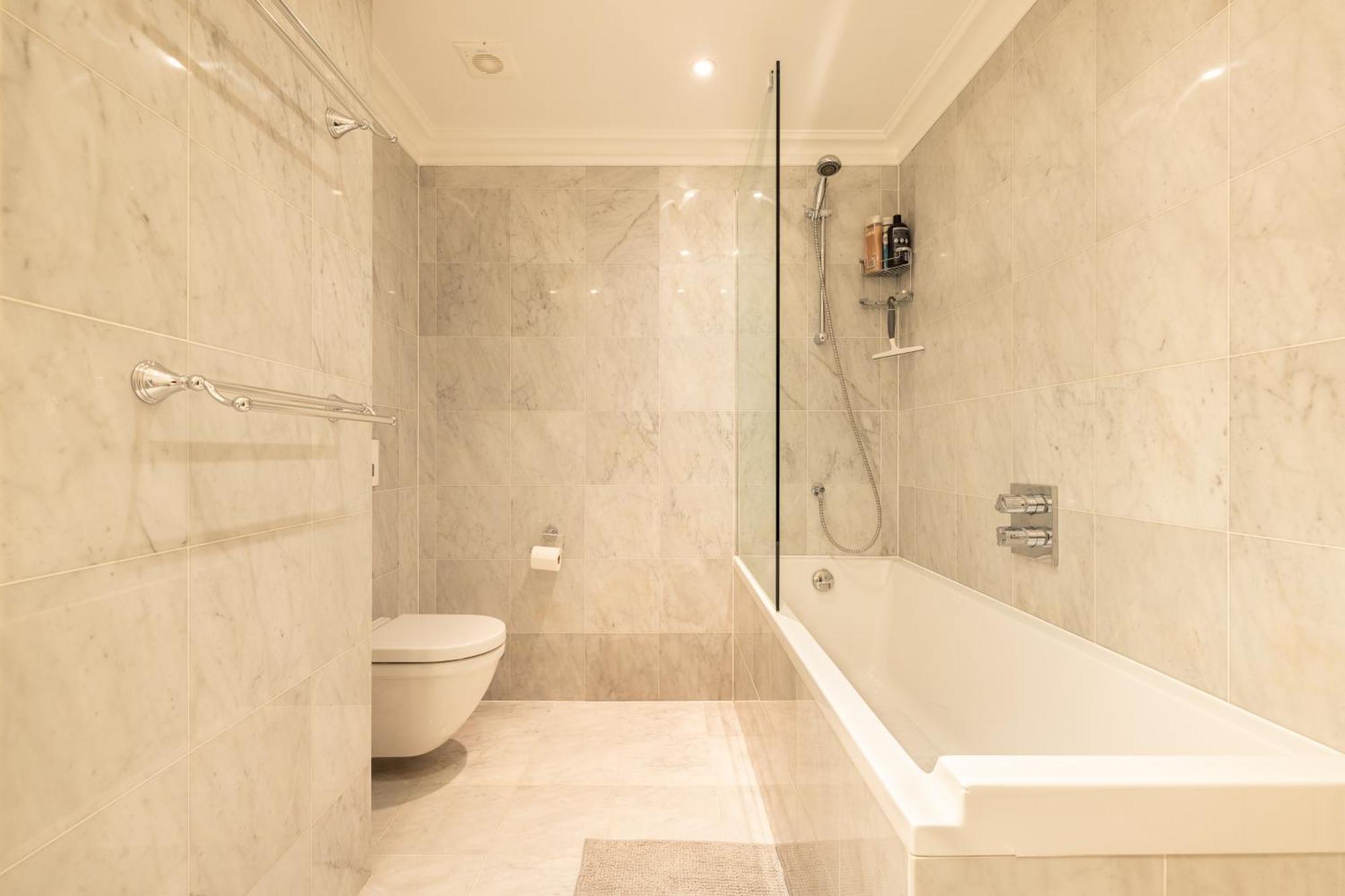 Apartment Large 4-bed 8-guests W Patio 1841 House Paddington London