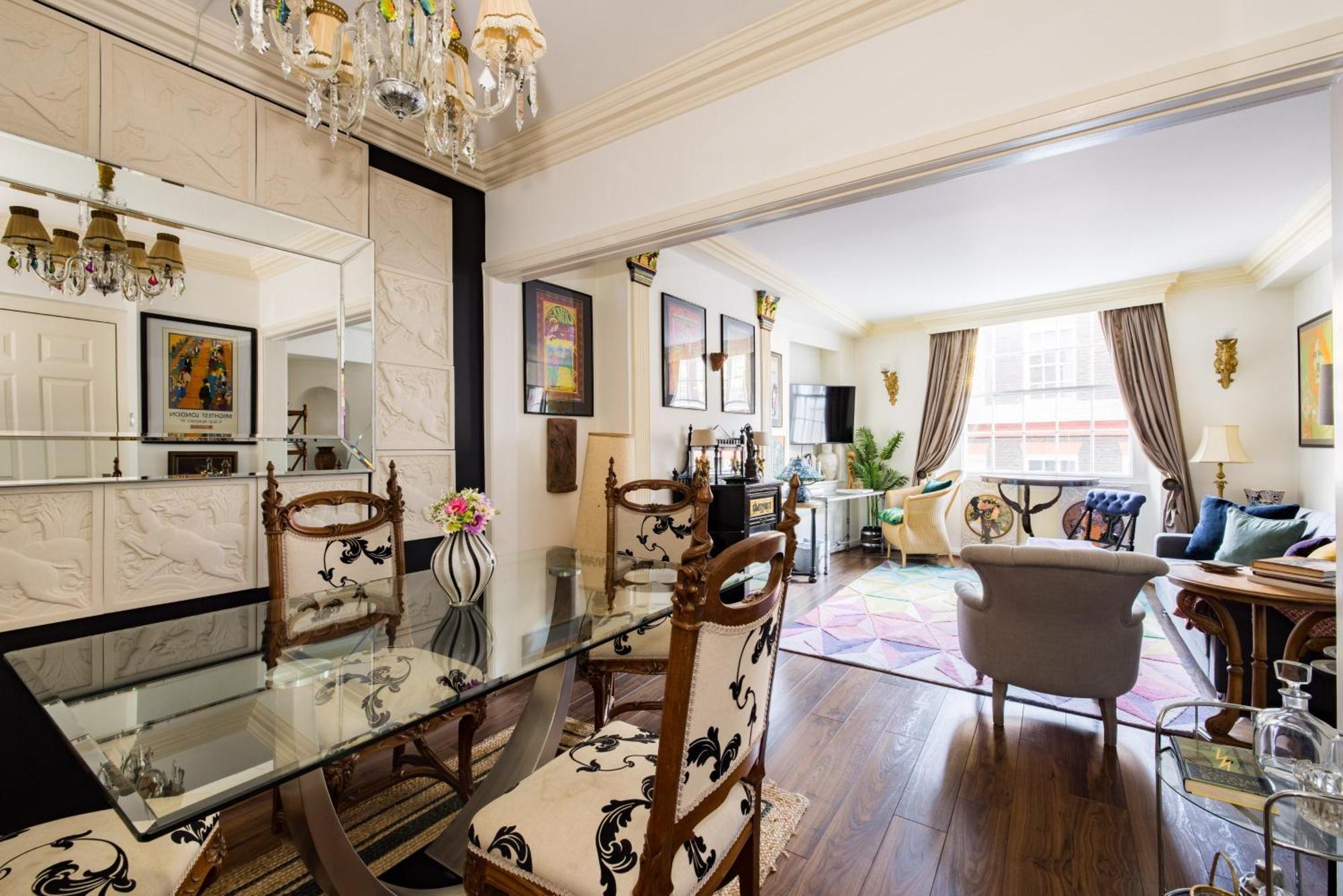 Apartment Mayfair 3-bed 5-guest Berkeley Square 1729 House *