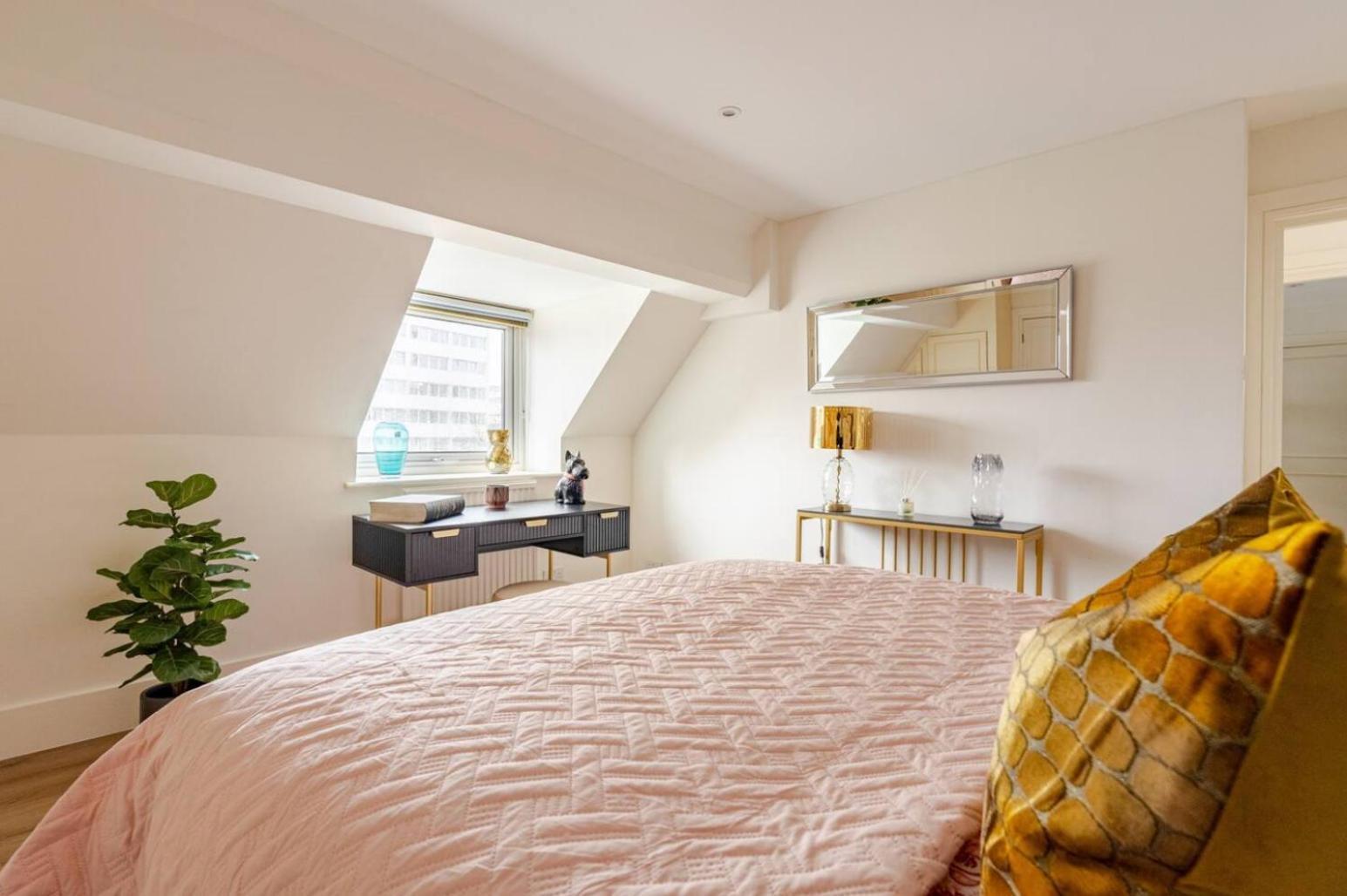 Apartment Floor Luxury Penthouse - Sleeps 6