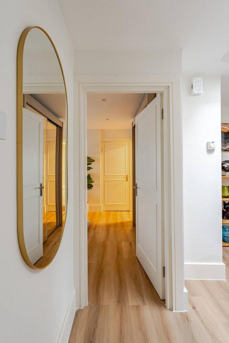 Apartment Floor Luxury Penthouse - Sleeps 6 *