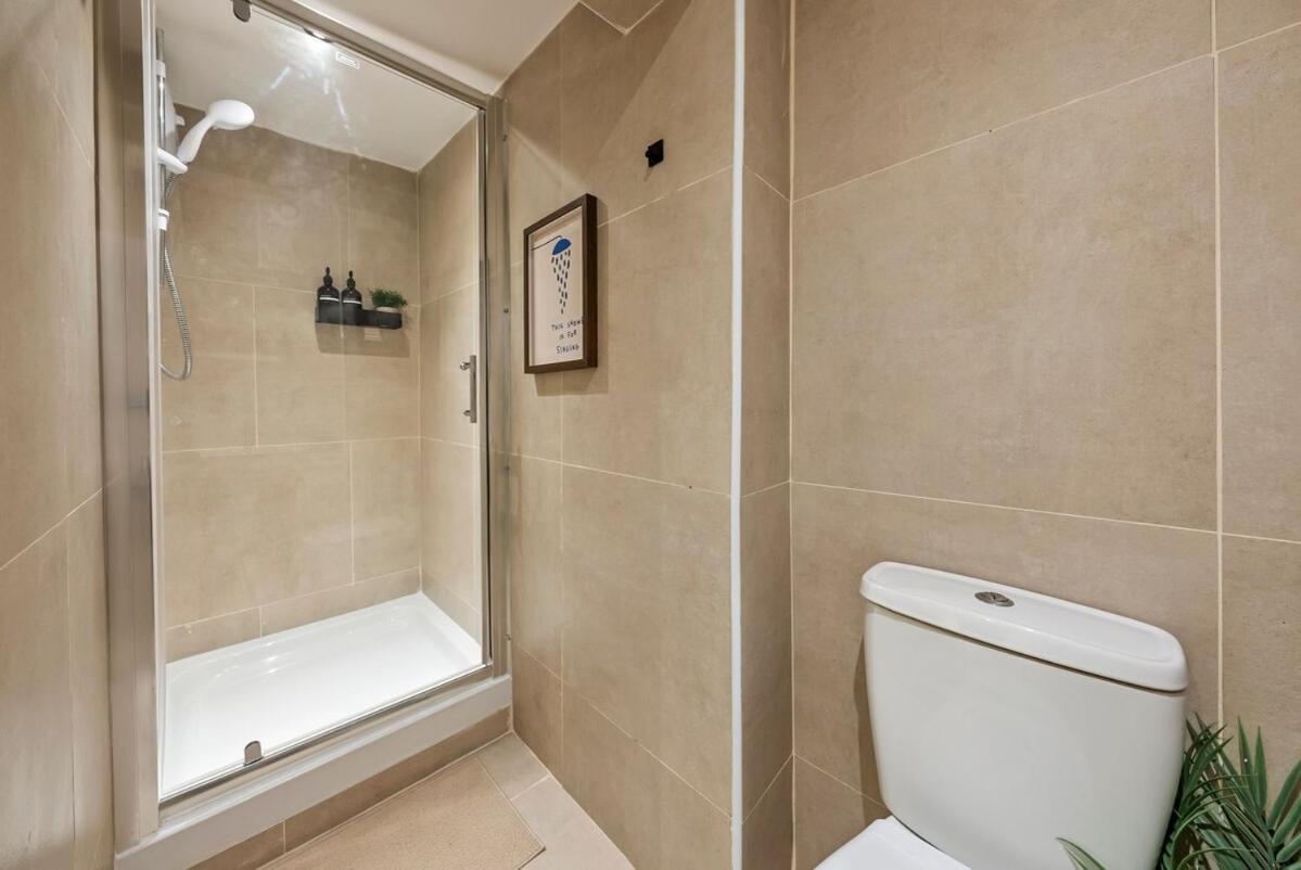 Chic Retreat In Little Venice London