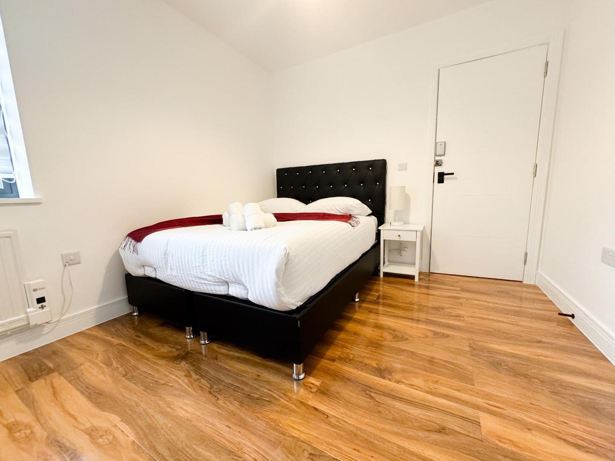 Centra High Road Apartment London