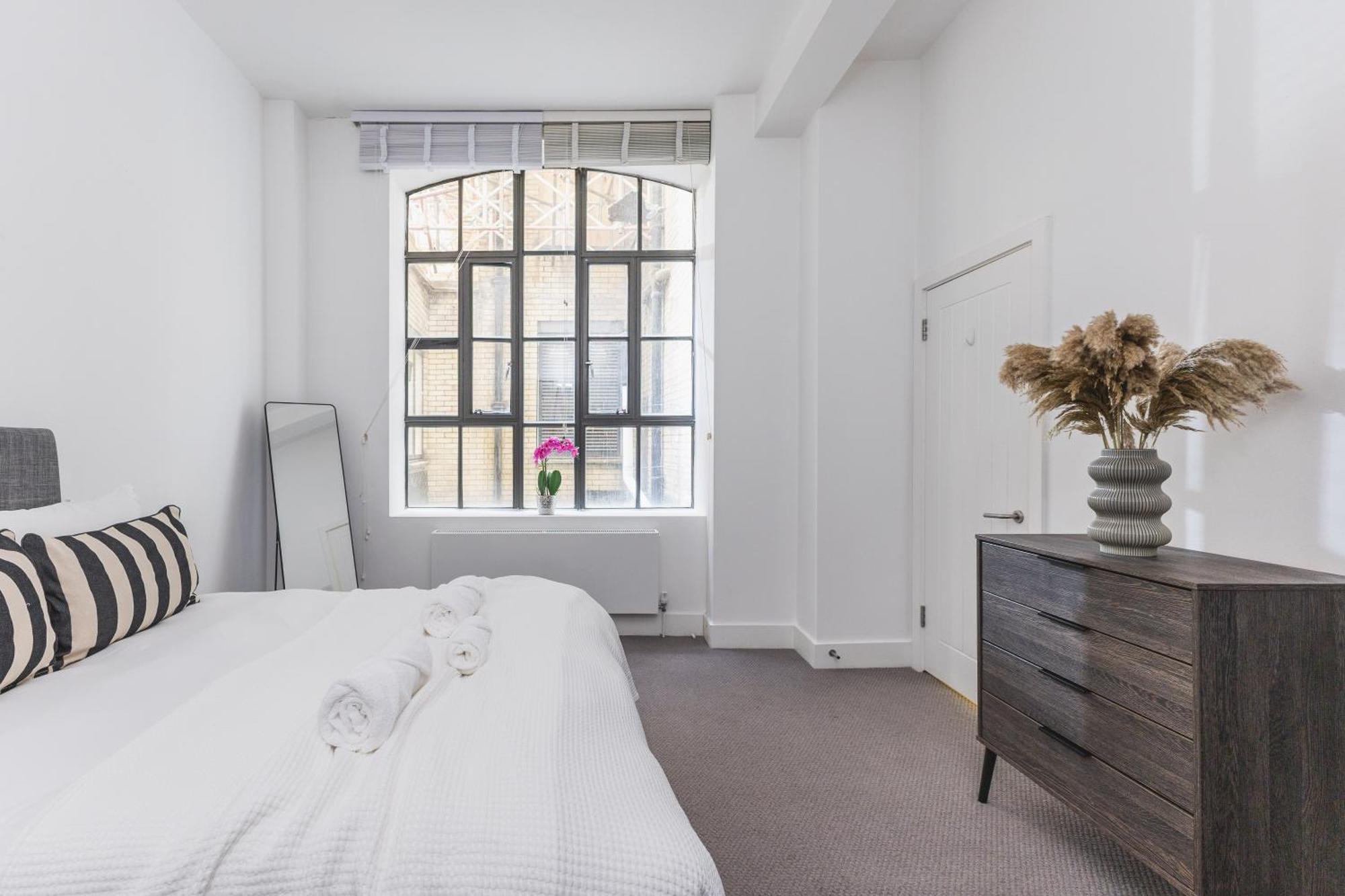 Berryland 14 By Artsy Apartment London
