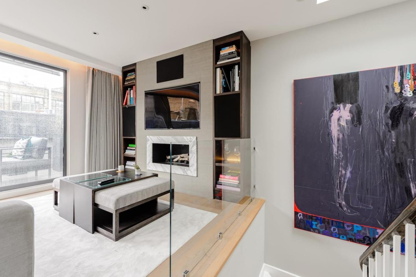 Award Winning Interior Designed Luxurious Mews In Knightsbridge Ferienhaus London