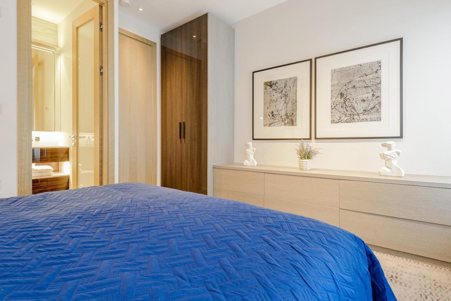 Award Winning Interior Designed Luxurious Mews In Knightsbridge Ferienhaus *
