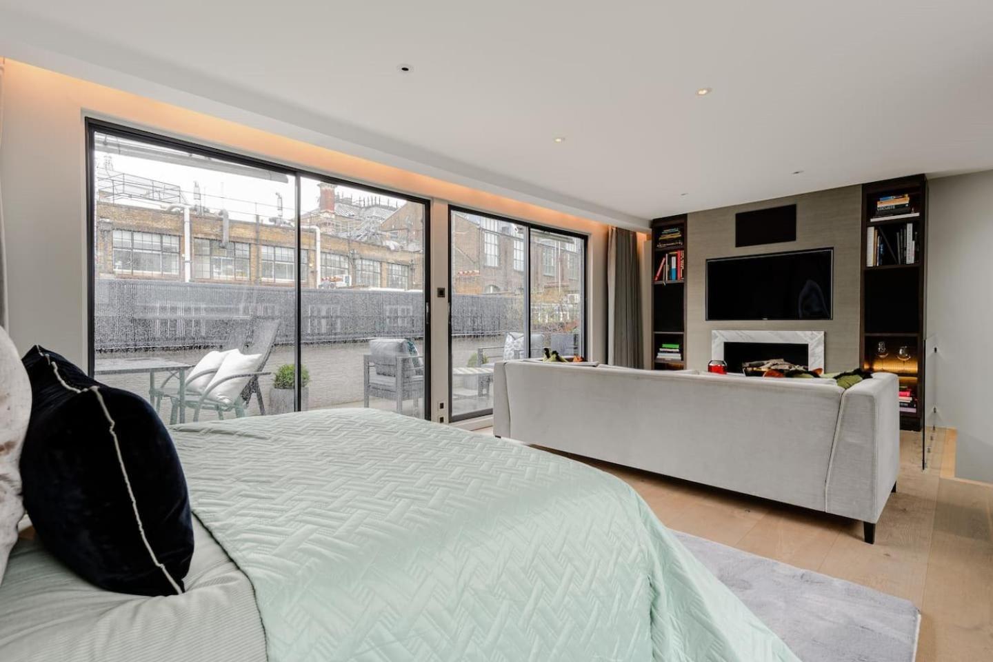 Ferienhaus Award Winning Interior Designed Luxurious Mews In Knightsbridge *
