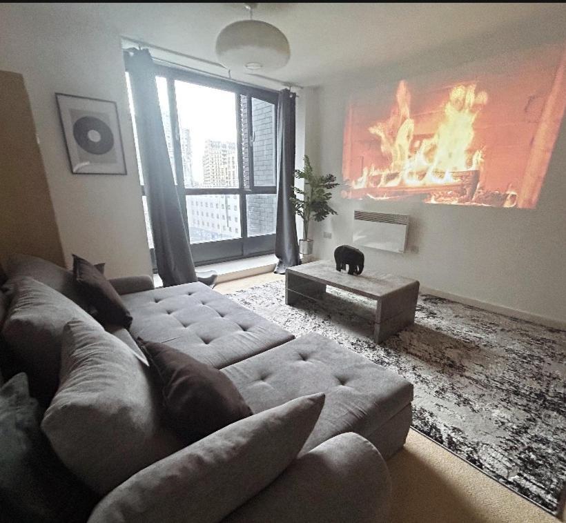 O2 & Excel Zone 2 Sleeps 6 * London