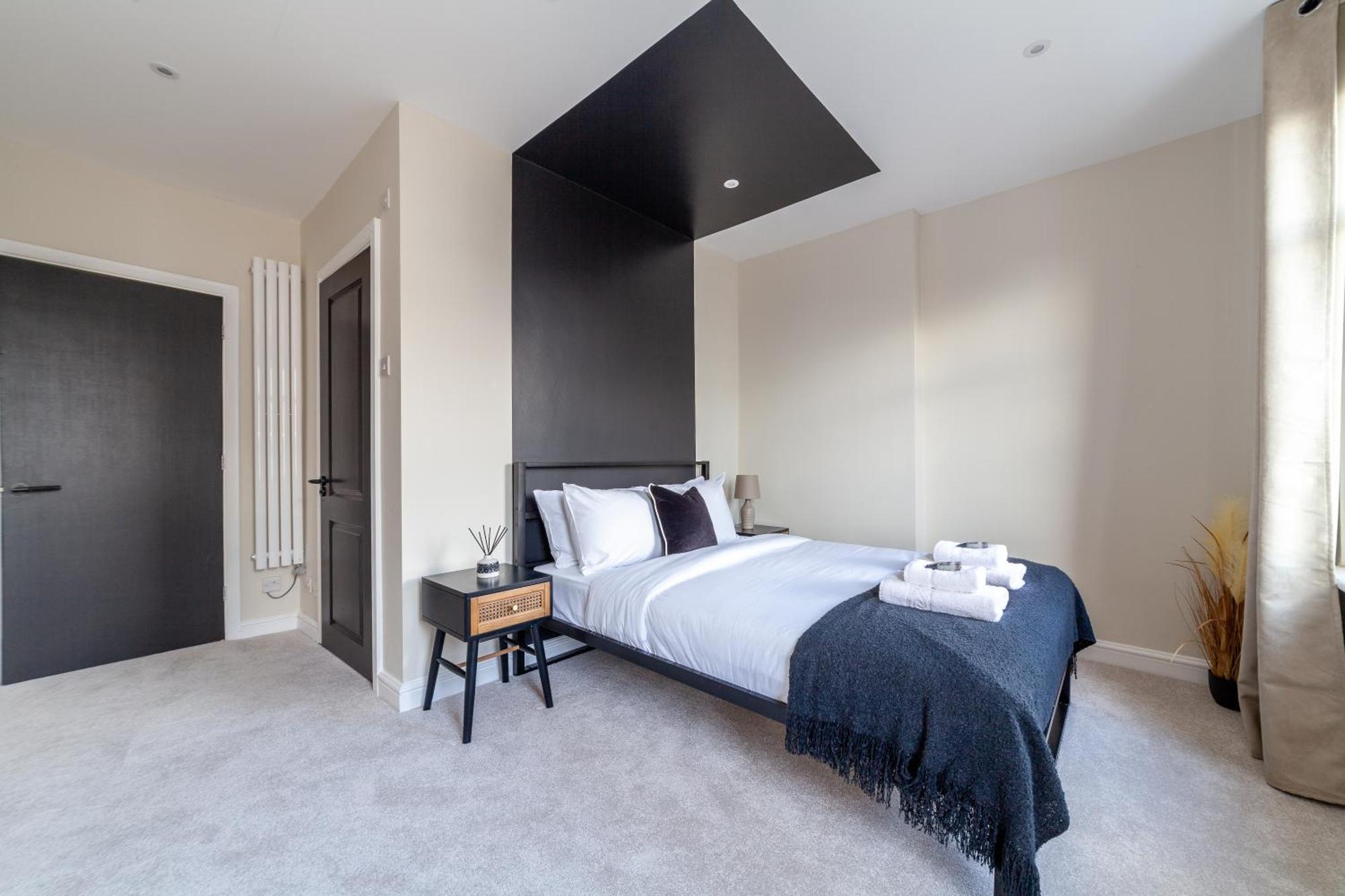 Peaceful 5br House With Garden & Terrace, Se Apartment