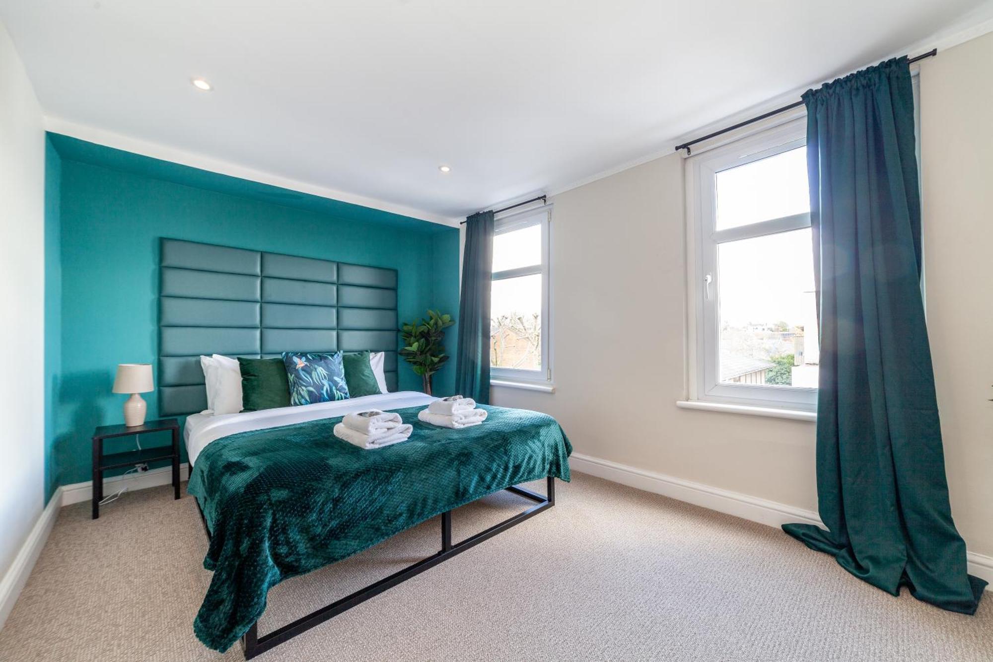 Apartment Peaceful 5br House With Garden & Terrace, Se