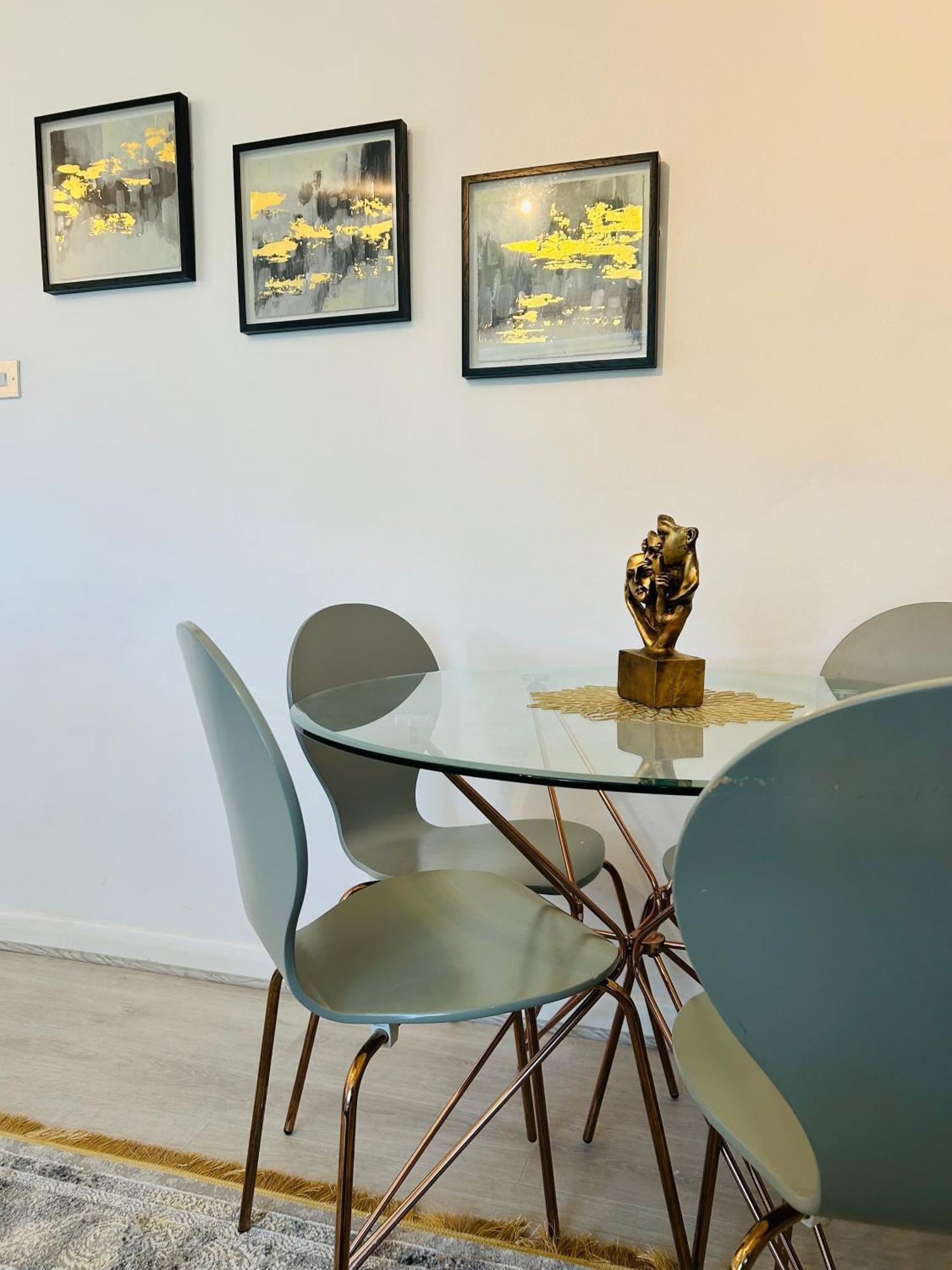One Bedroom Flat In Chiswick W4 Apartment London