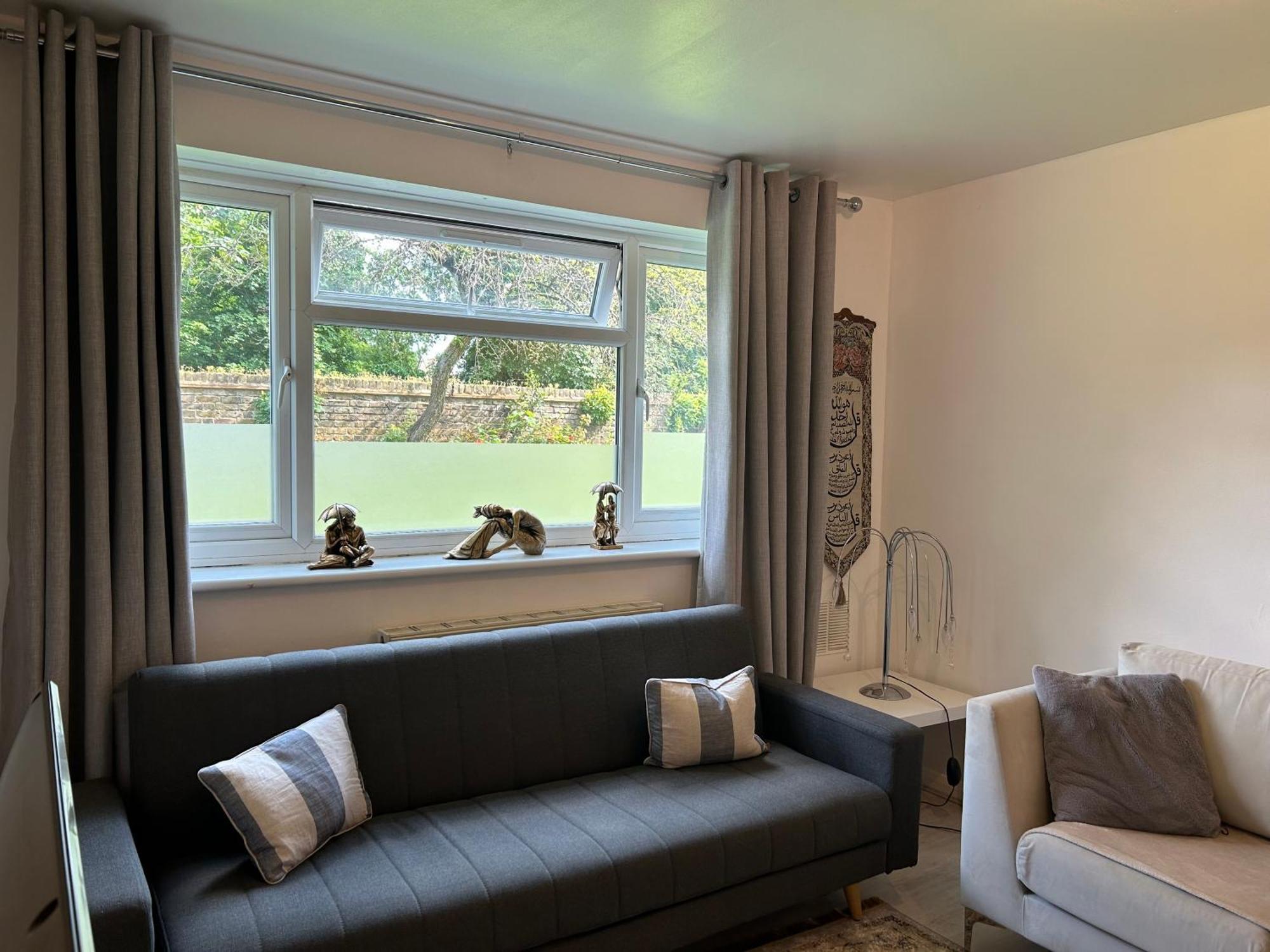 One Bedroom Flat In Chiswick W4 Apartment London