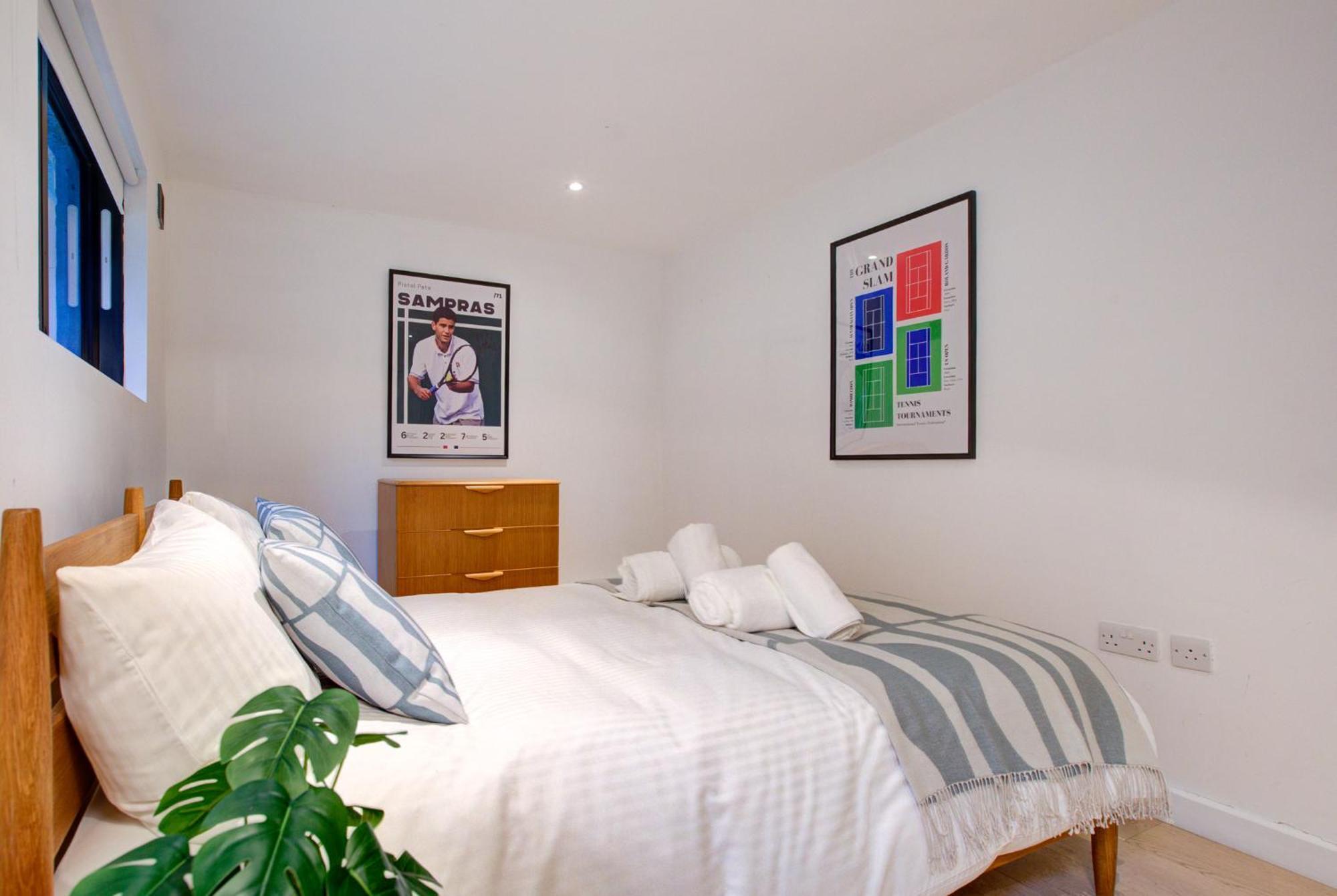 Neoteric Wimbledon Village
